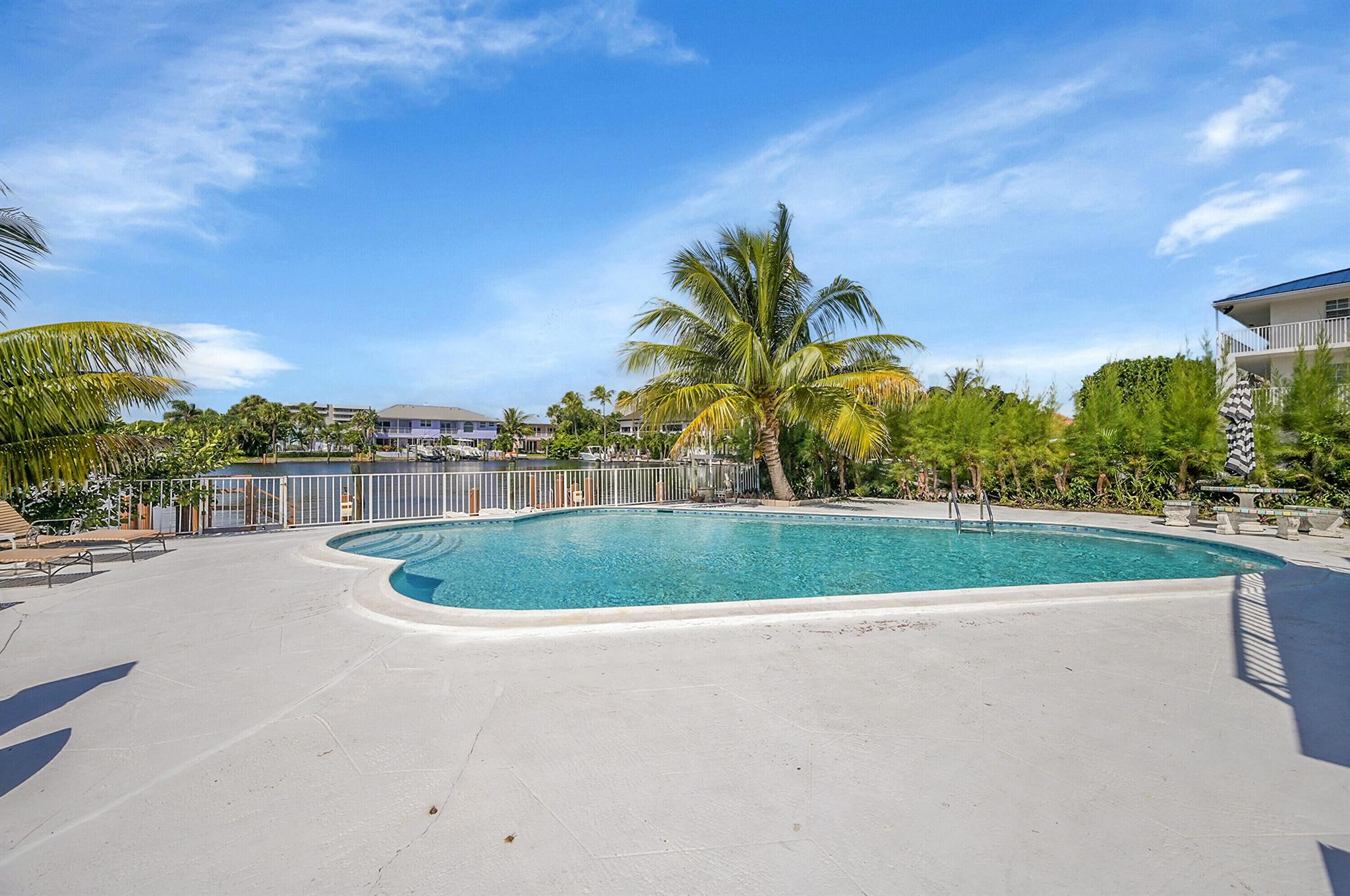 DEL HARBOUR - Residential Lease