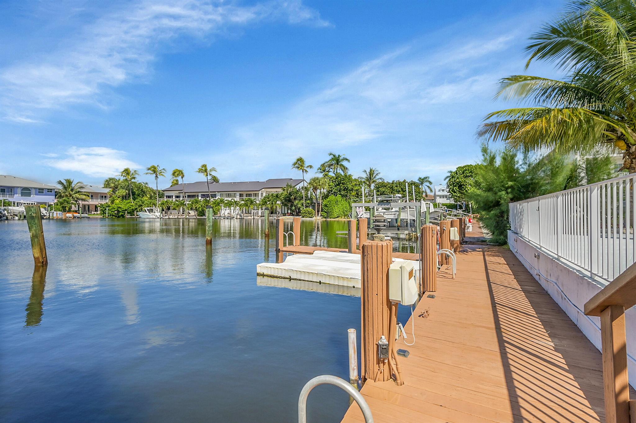DEL HARBOUR - Residential Lease