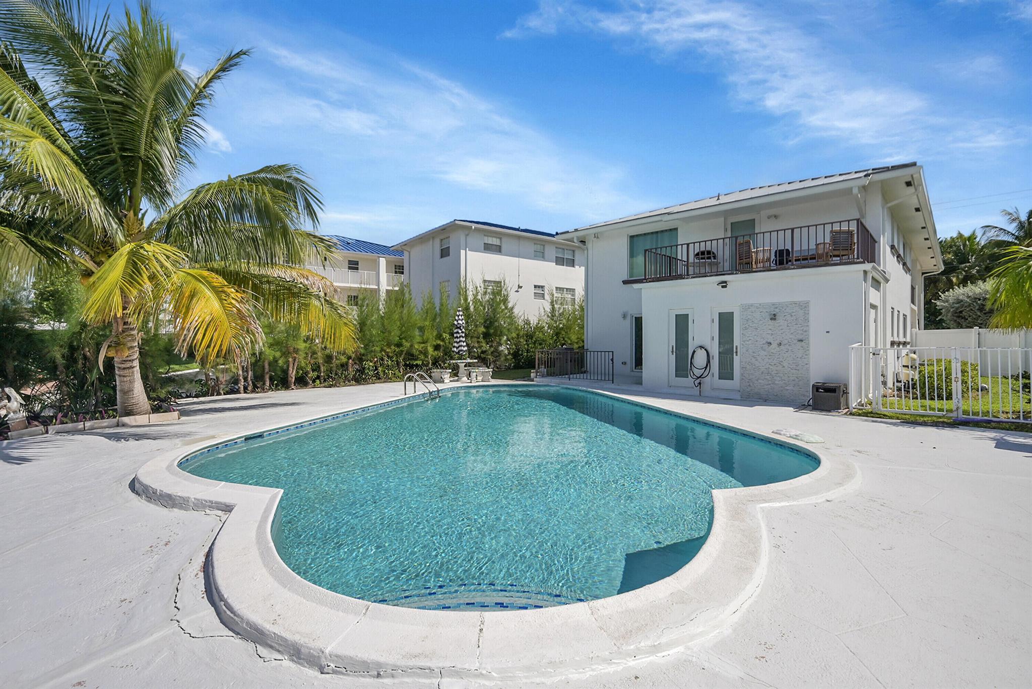 DEL HARBOUR - Residential Lease