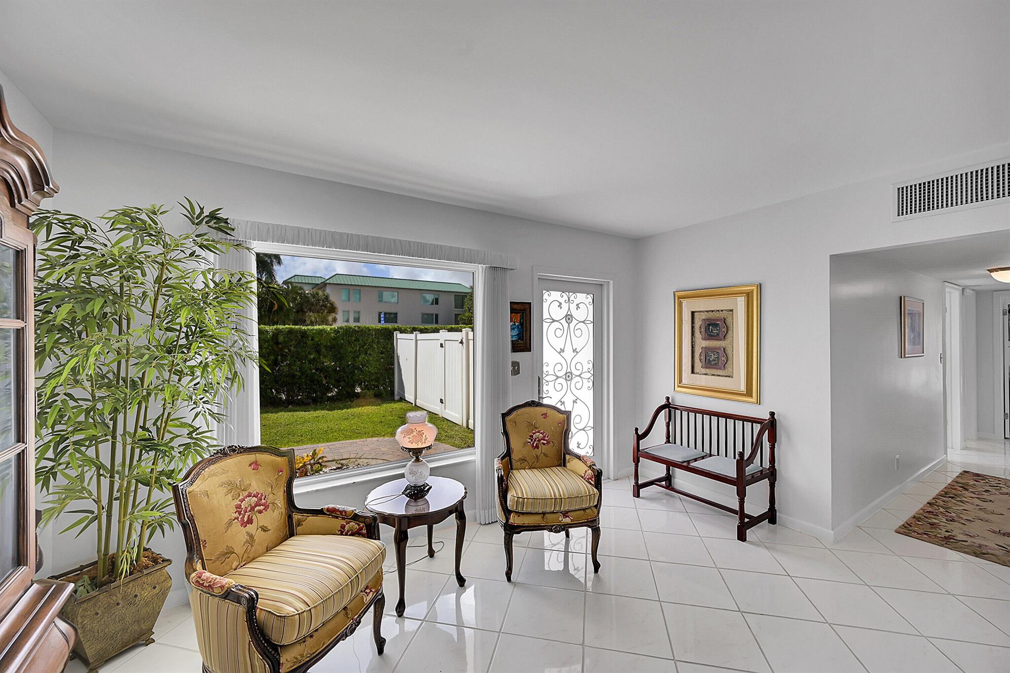 DEL HARBOUR - Residential Lease