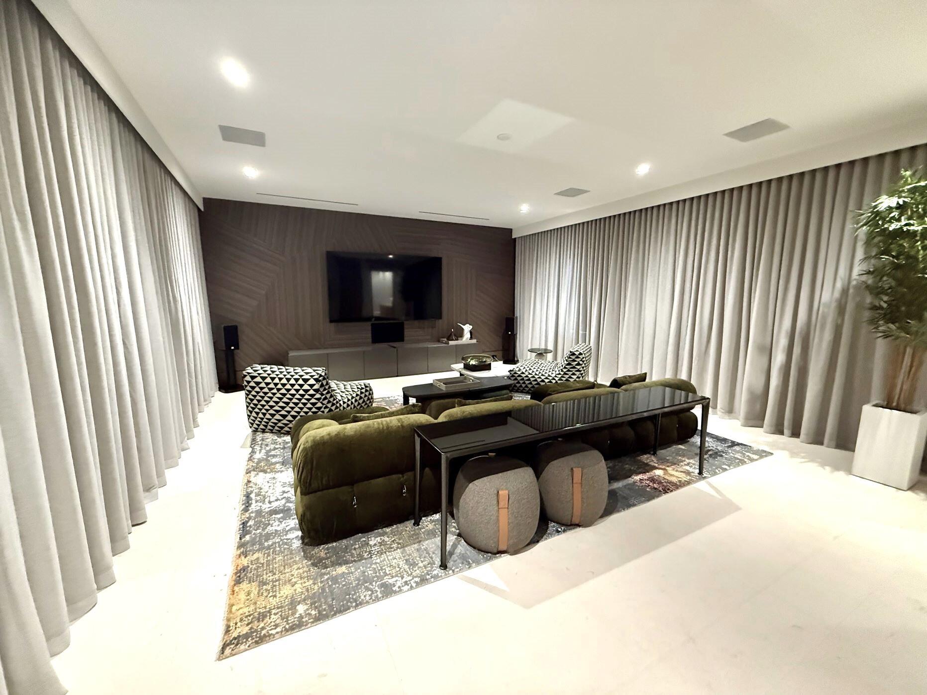 Hillsboro Mile - Residential