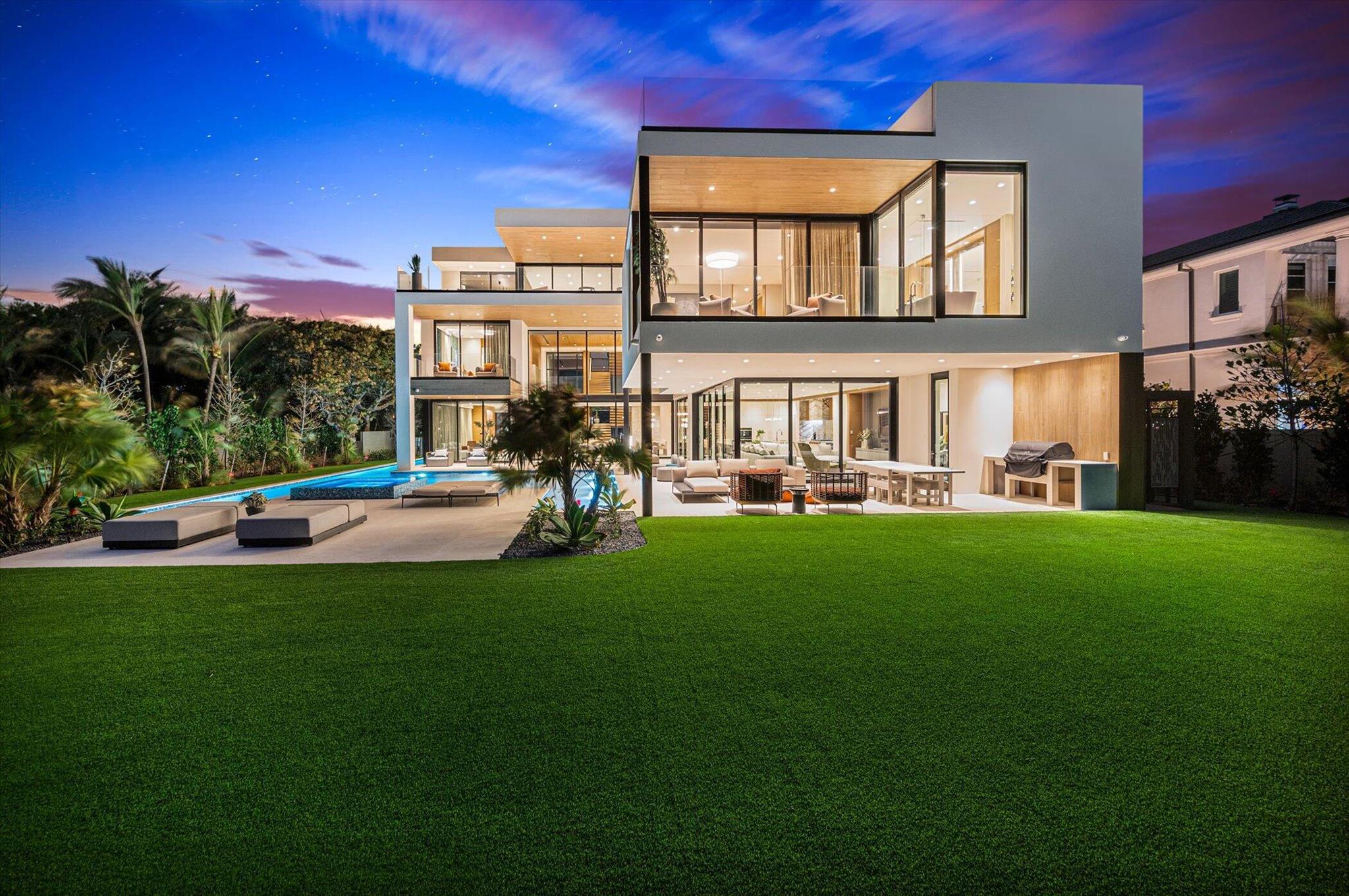 Hillsboro Mile - Residential