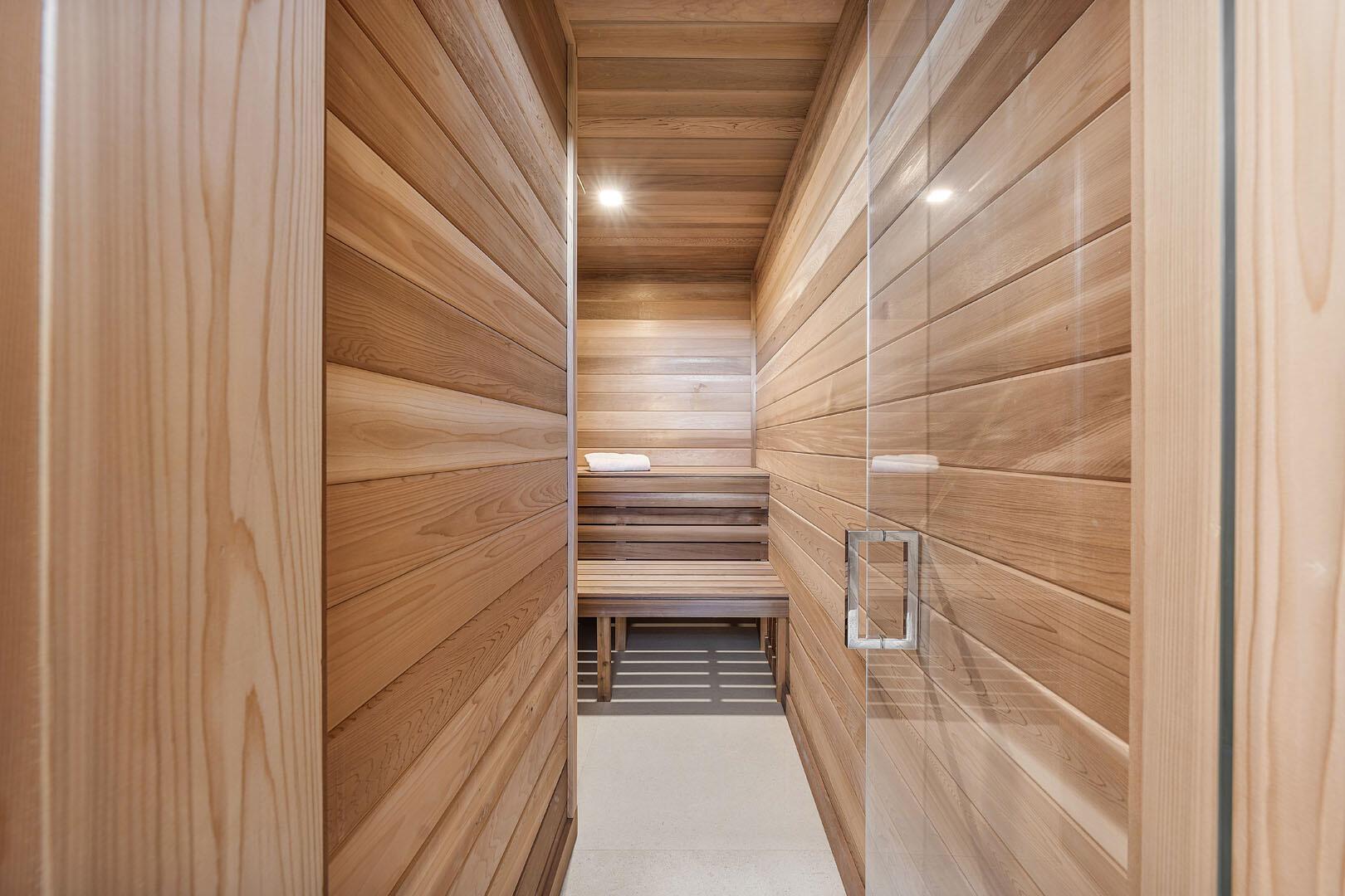 ROYAL PALM YACHT & COUNTR - Residential