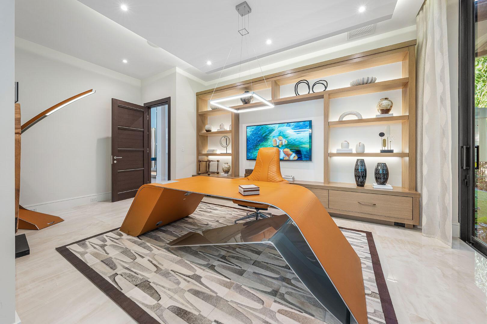 ROYAL PALM YACHT & COUNTR - Residential