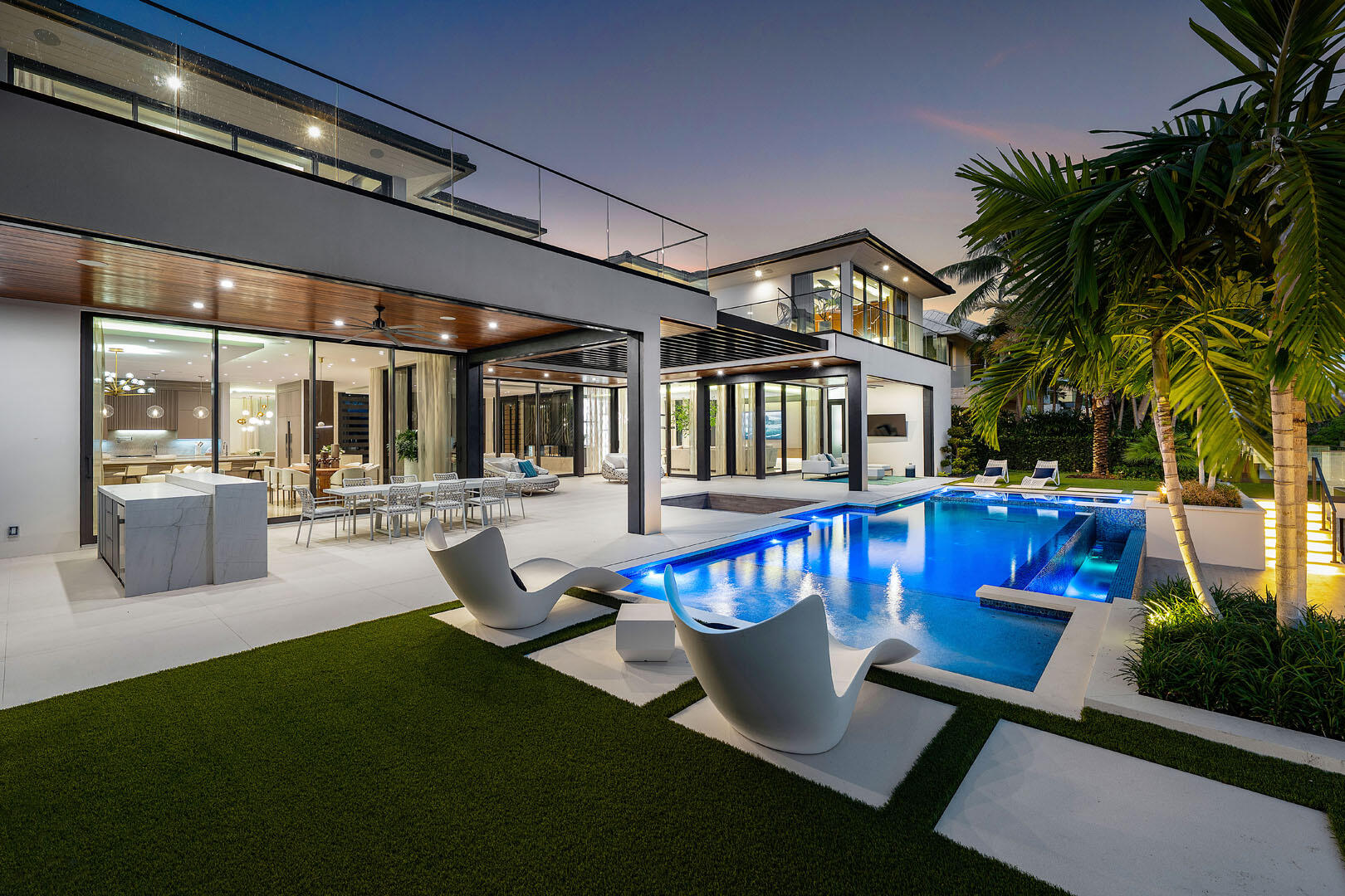 ROYAL PALM YACHT & COUNTRY CLUB - Residential