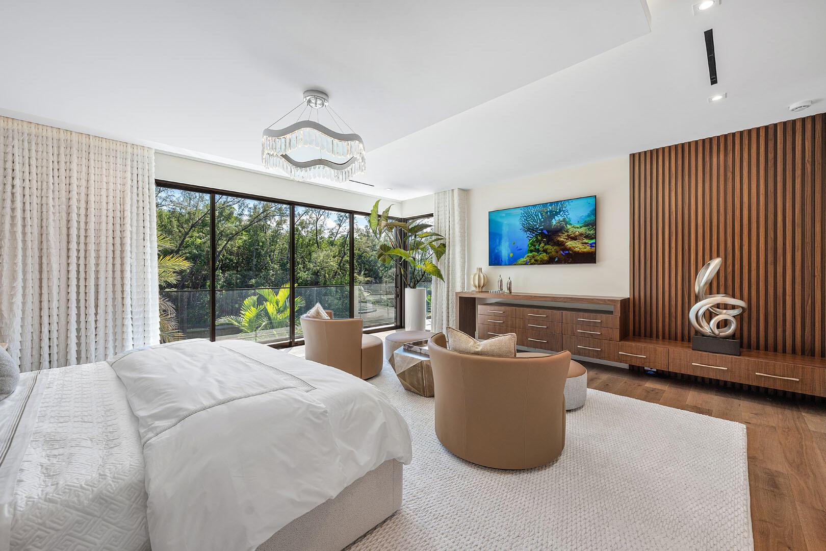 ROYAL PALM YACHT & COUNTR - Residential