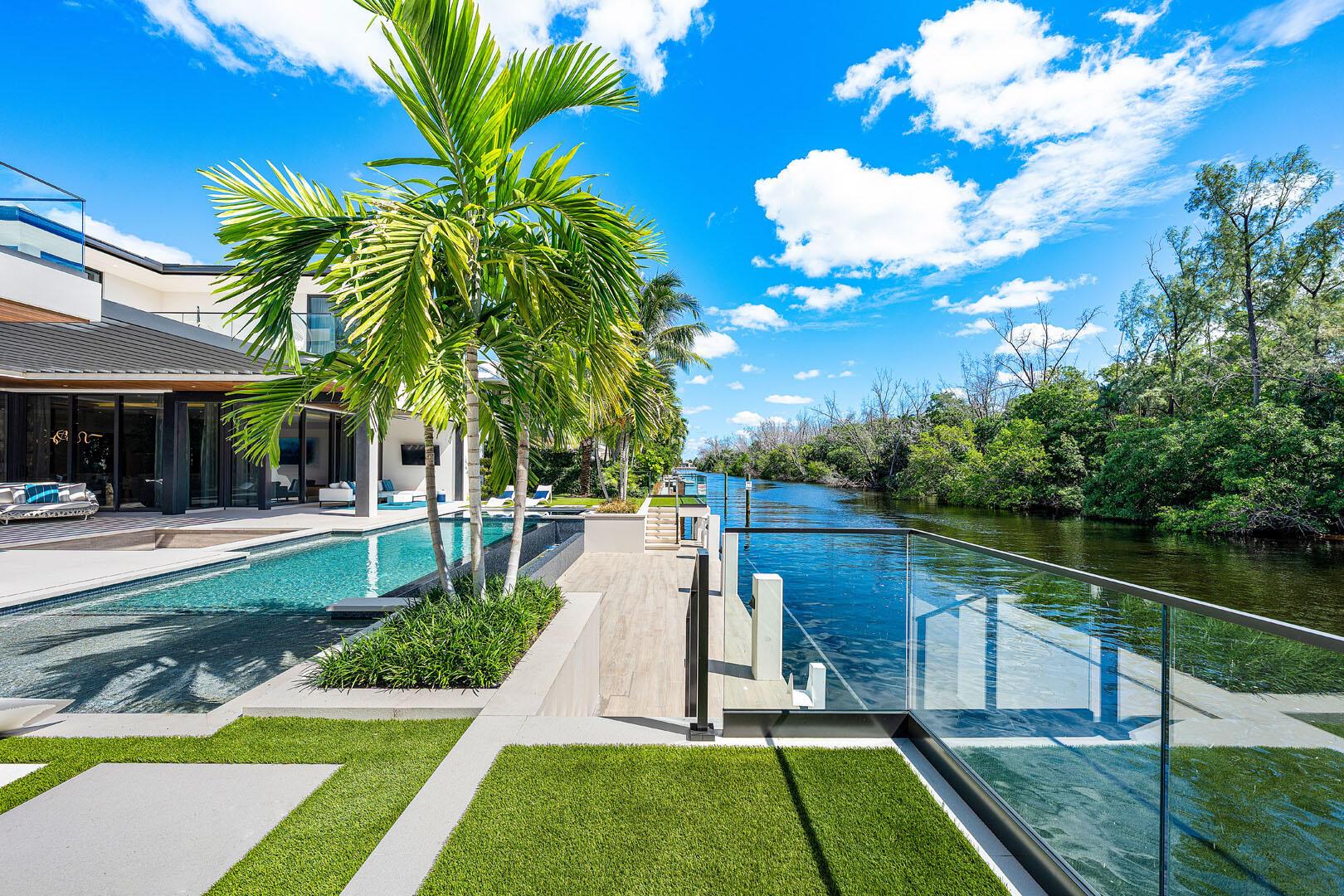 ROYAL PALM YACHT & COUNTR - Residential