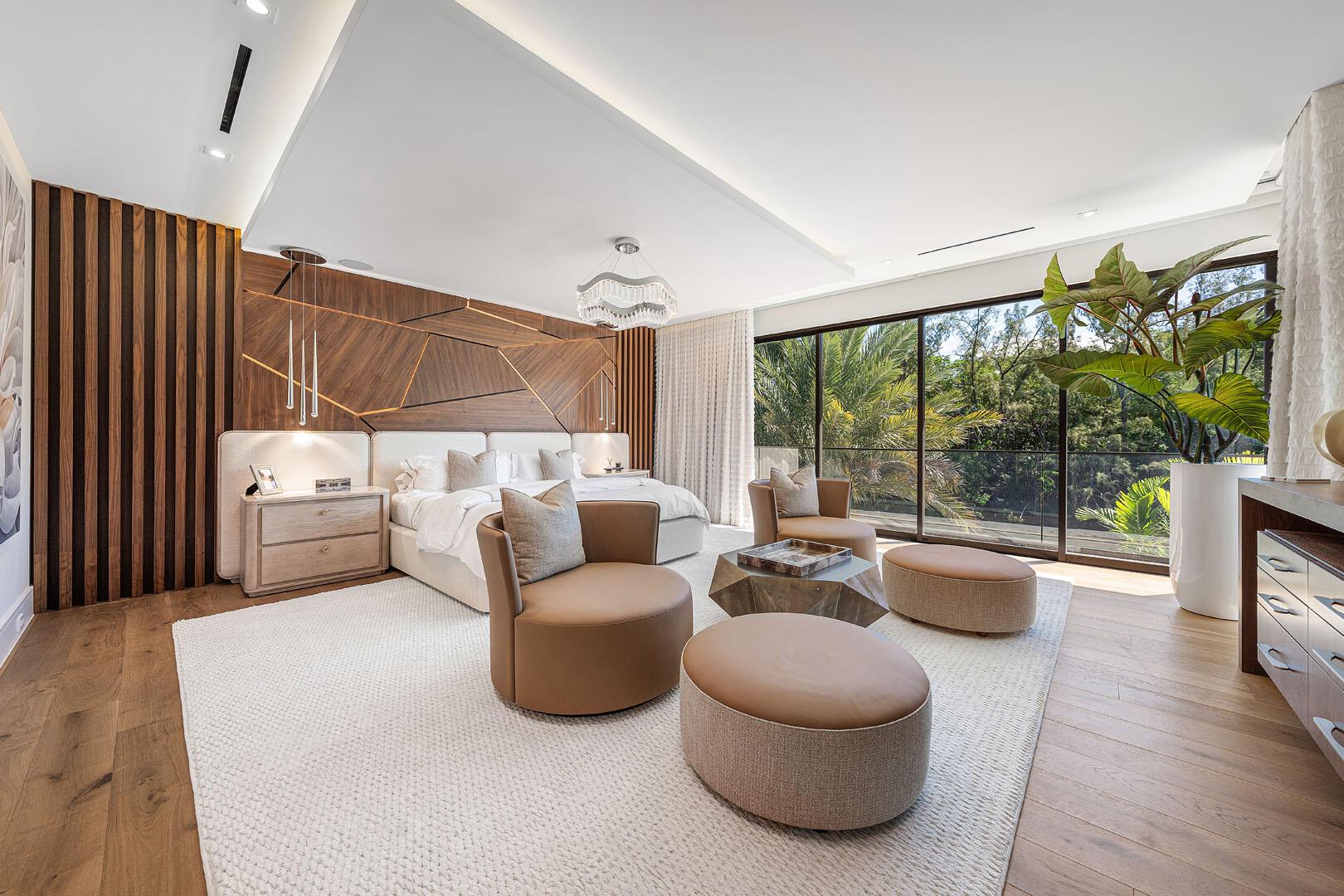 ROYAL PALM YACHT & COUNTR - Residential