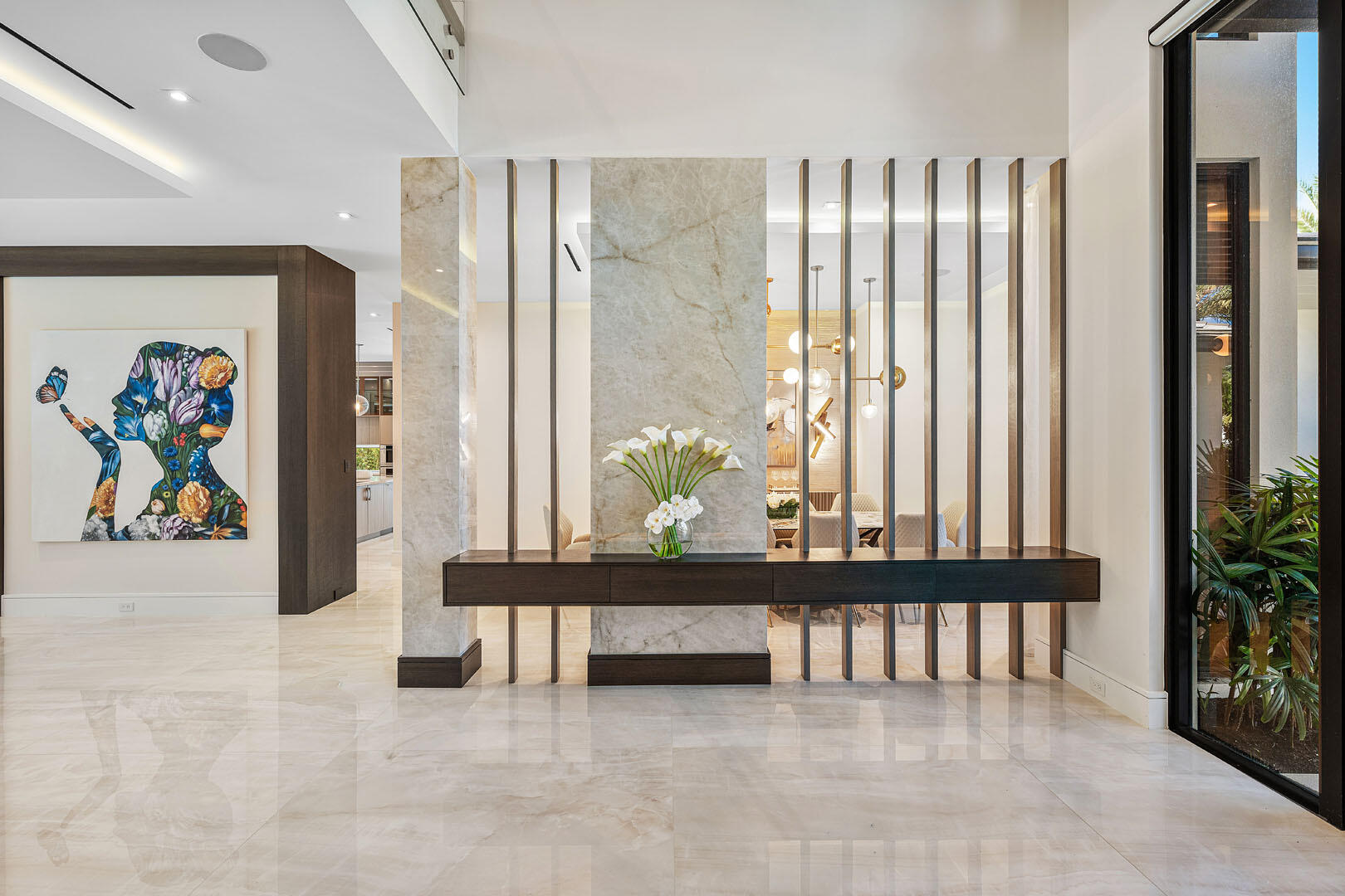 ROYAL PALM YACHT & COUNTRY CLUB - Residential