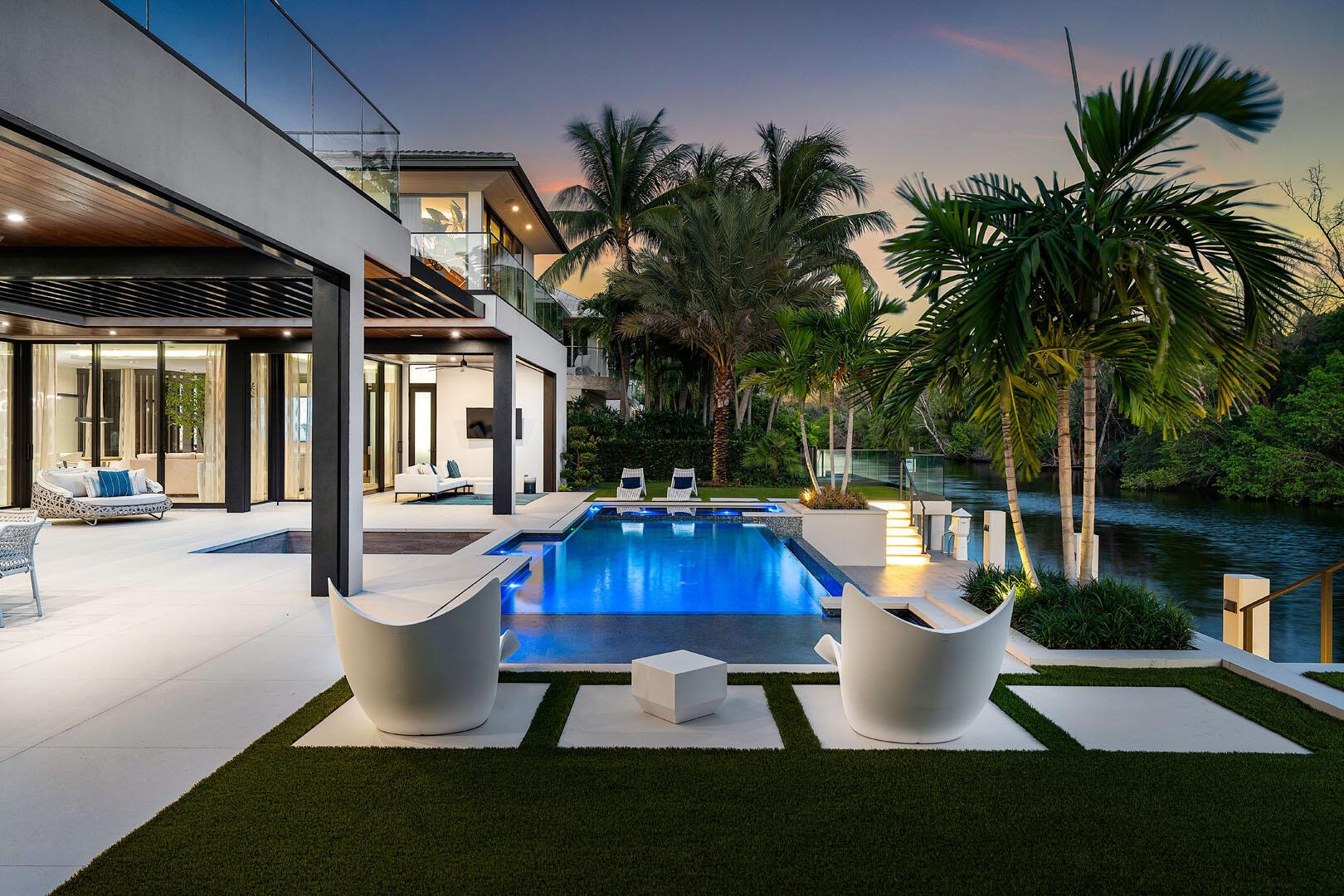 ROYAL PALM YACHT & COUNTR - Residential