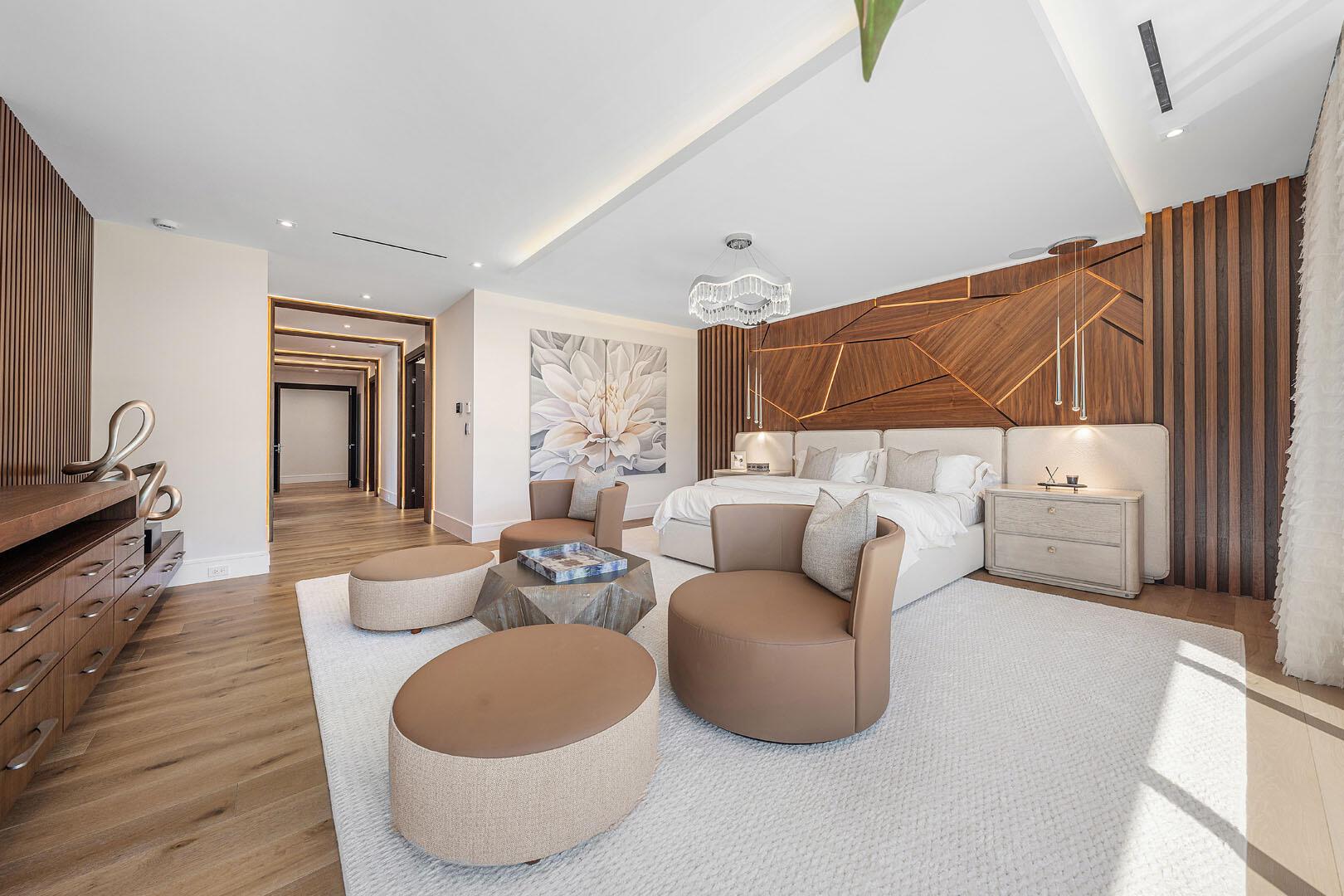 ROYAL PALM YACHT & COUNTR - Residential