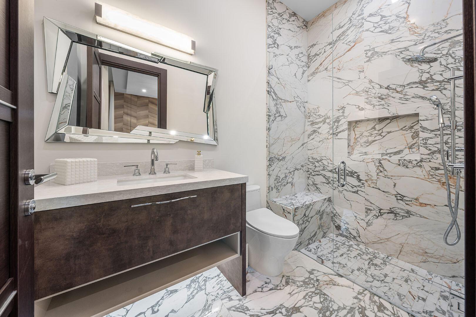 ROYAL PALM YACHT & COUNTR - Residential