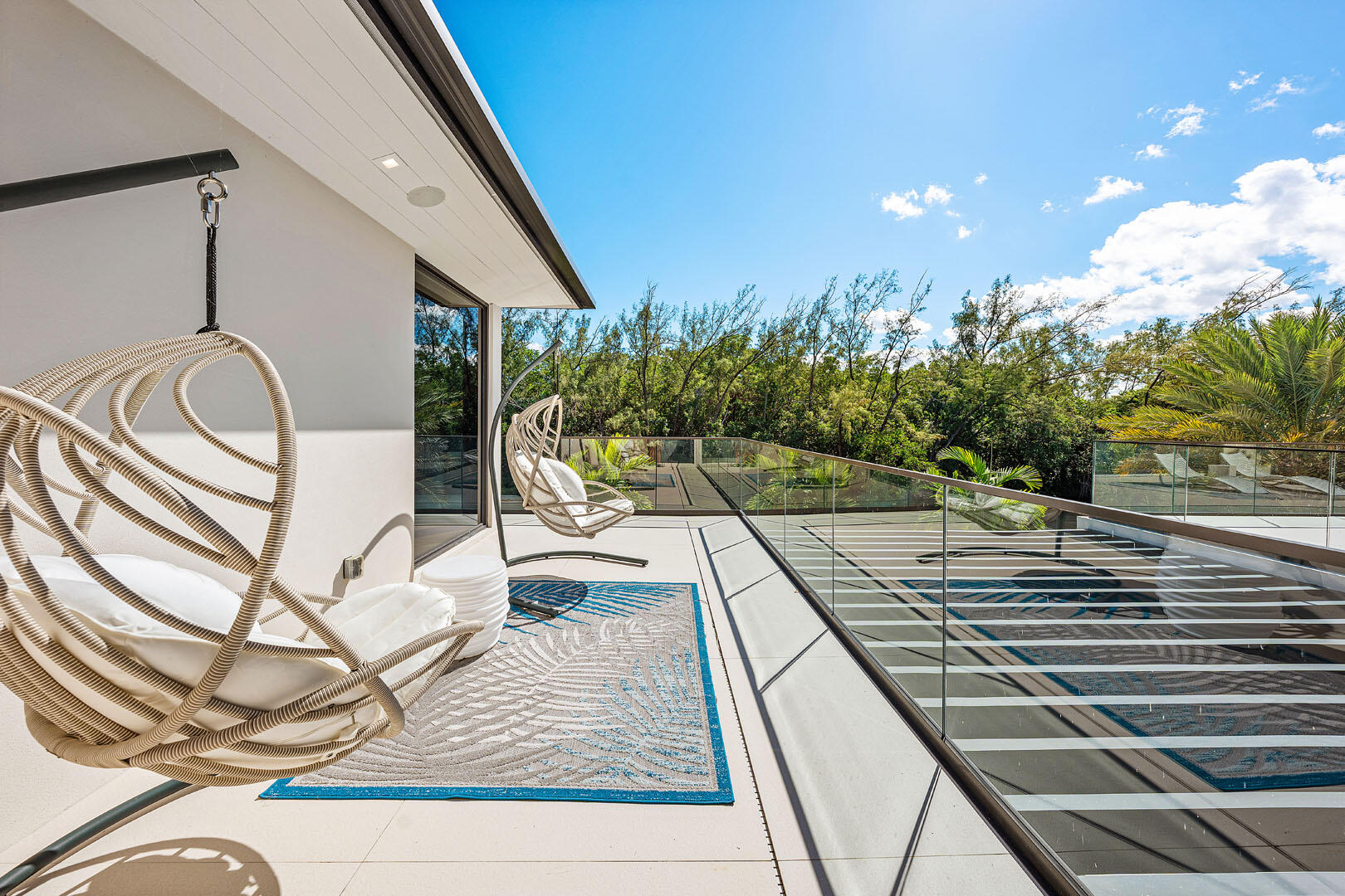 ROYAL PALM YACHT & COUNTRY CLUB - Residential