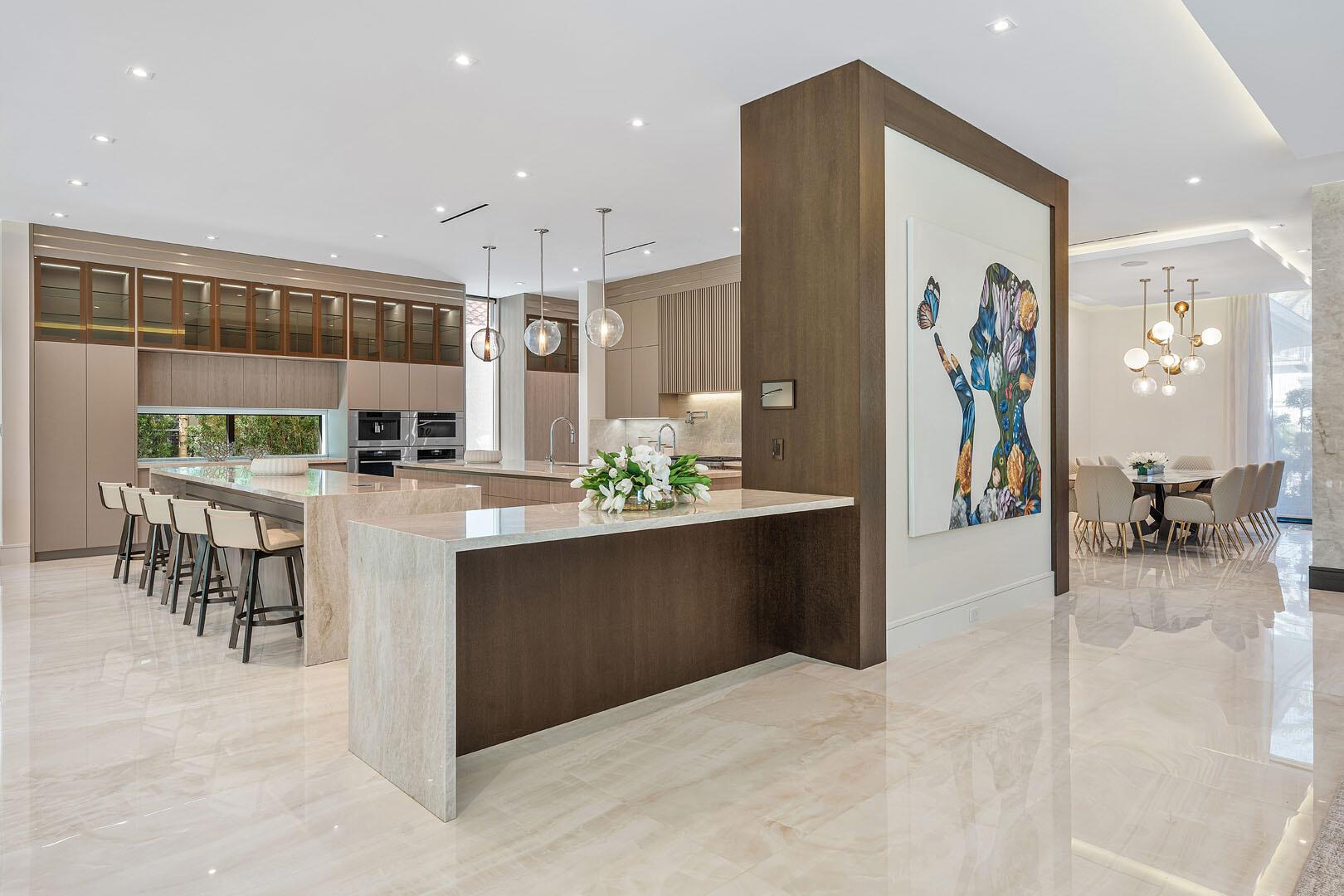 ROYAL PALM YACHT & COUNTR - Residential