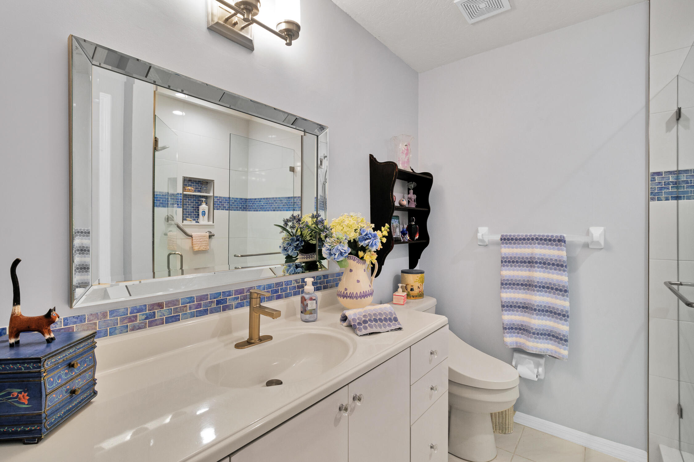 ''''''TOWN OF CONCORD CONDO, THE'''''' - Residential