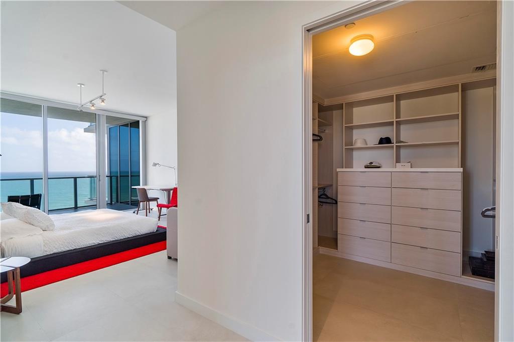 Auberge Beach Residences - Residential