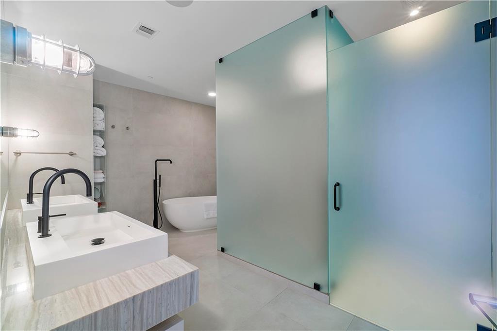 Auberge Beach Residences - Residential