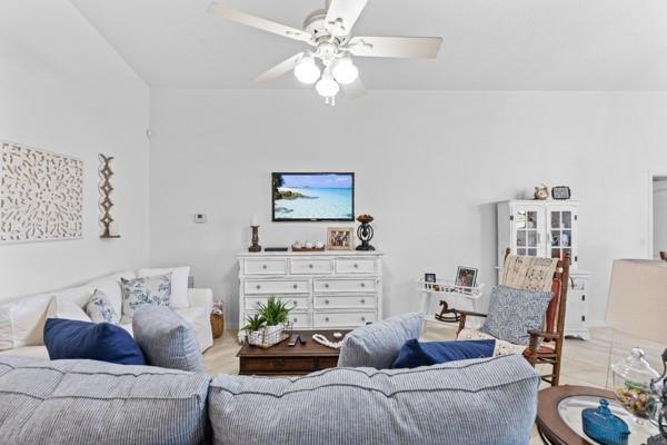 St Lucie West 117 Lakefor - Residential