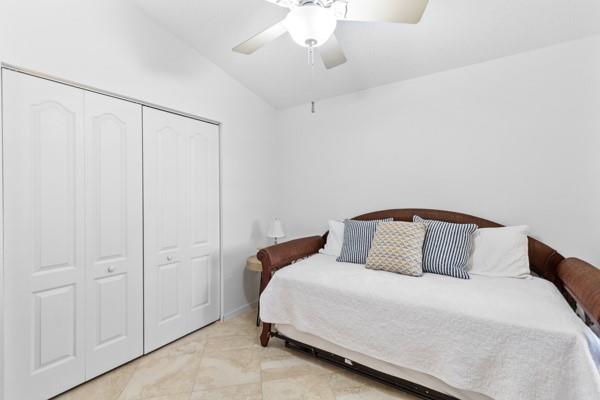 St Lucie West 117 Lakefor - Residential