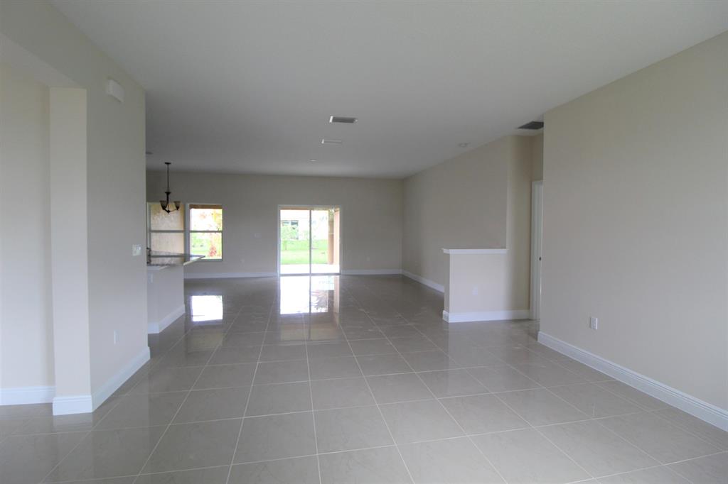 PORT ST LUCIE SECTION 15 - Residential