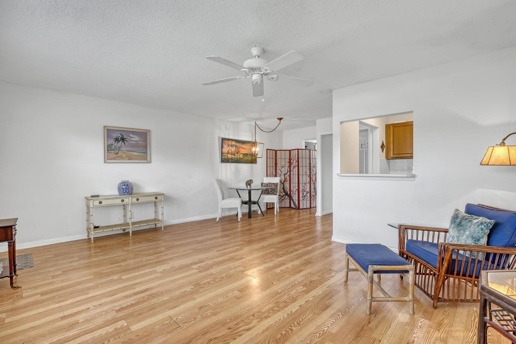 Photo of 171 W Norwich H Street W #171, West Palm Beach, FL 33417 (MLS # R11152088)