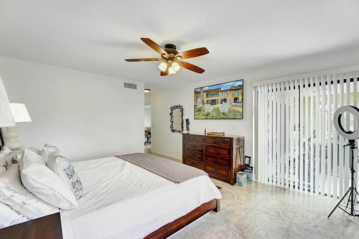 FOUNTAINS SOUTH CONDO 2 - Residential