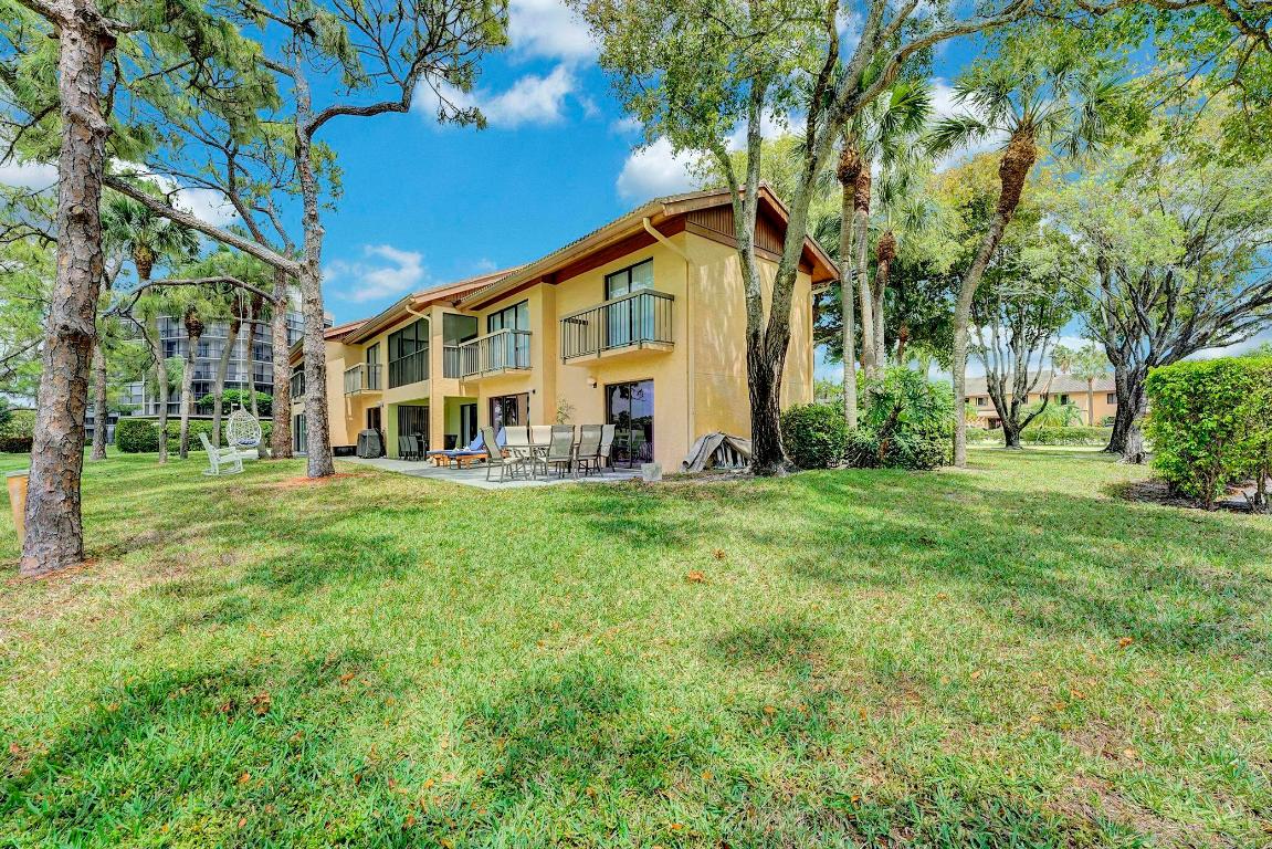 FOUNTAINS SOUTH CONDO 2 - Residential