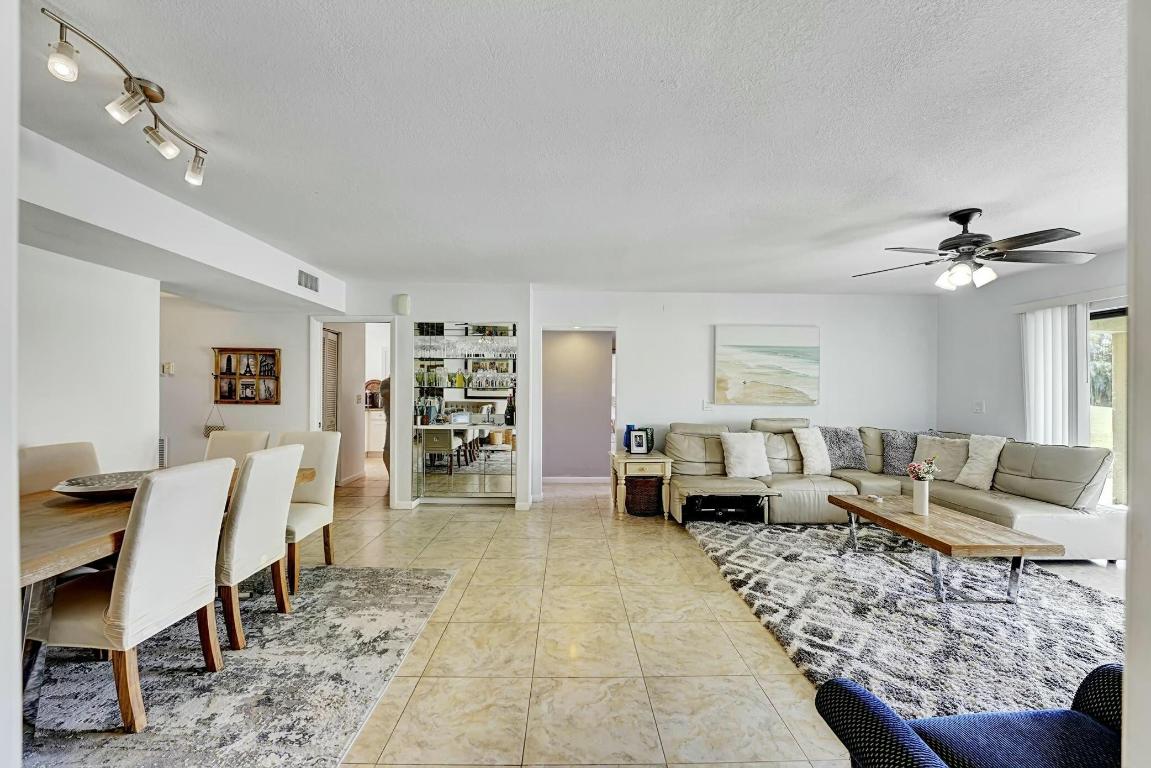 FOUNTAINS SOUTH CONDO 2 - Residential