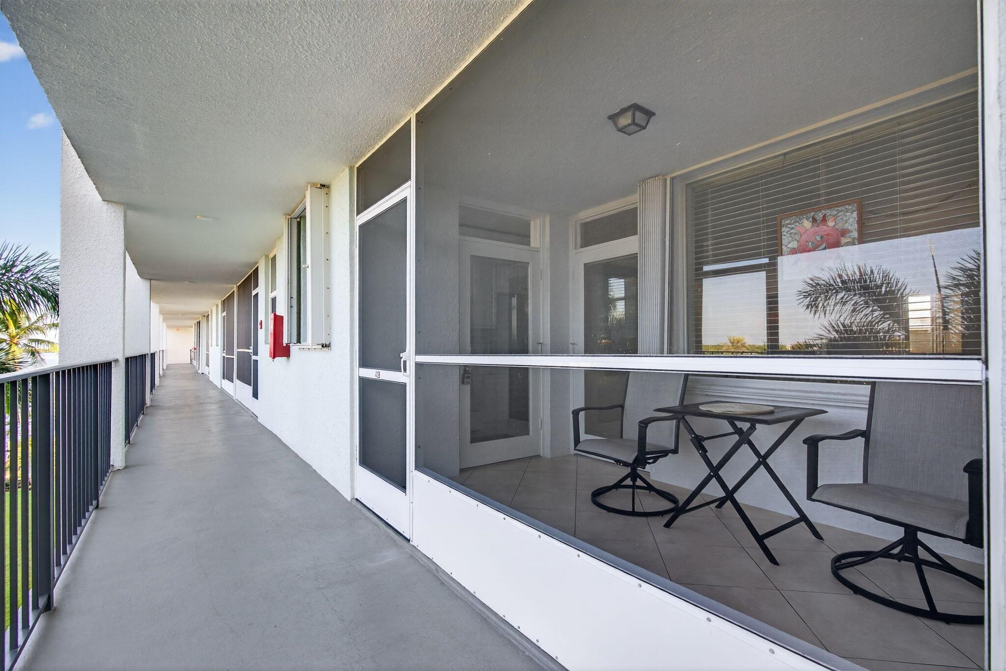 109 Paradise Harbour Boulevard 409