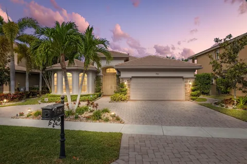 725 Edgebrook Lane, West Palm Beach, FL 33411 - MLS#: R11084692