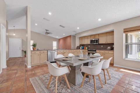 Tiny photo for 5333 N Springs Way, Coral Springs, FL 33076 (MLS # B26028029)