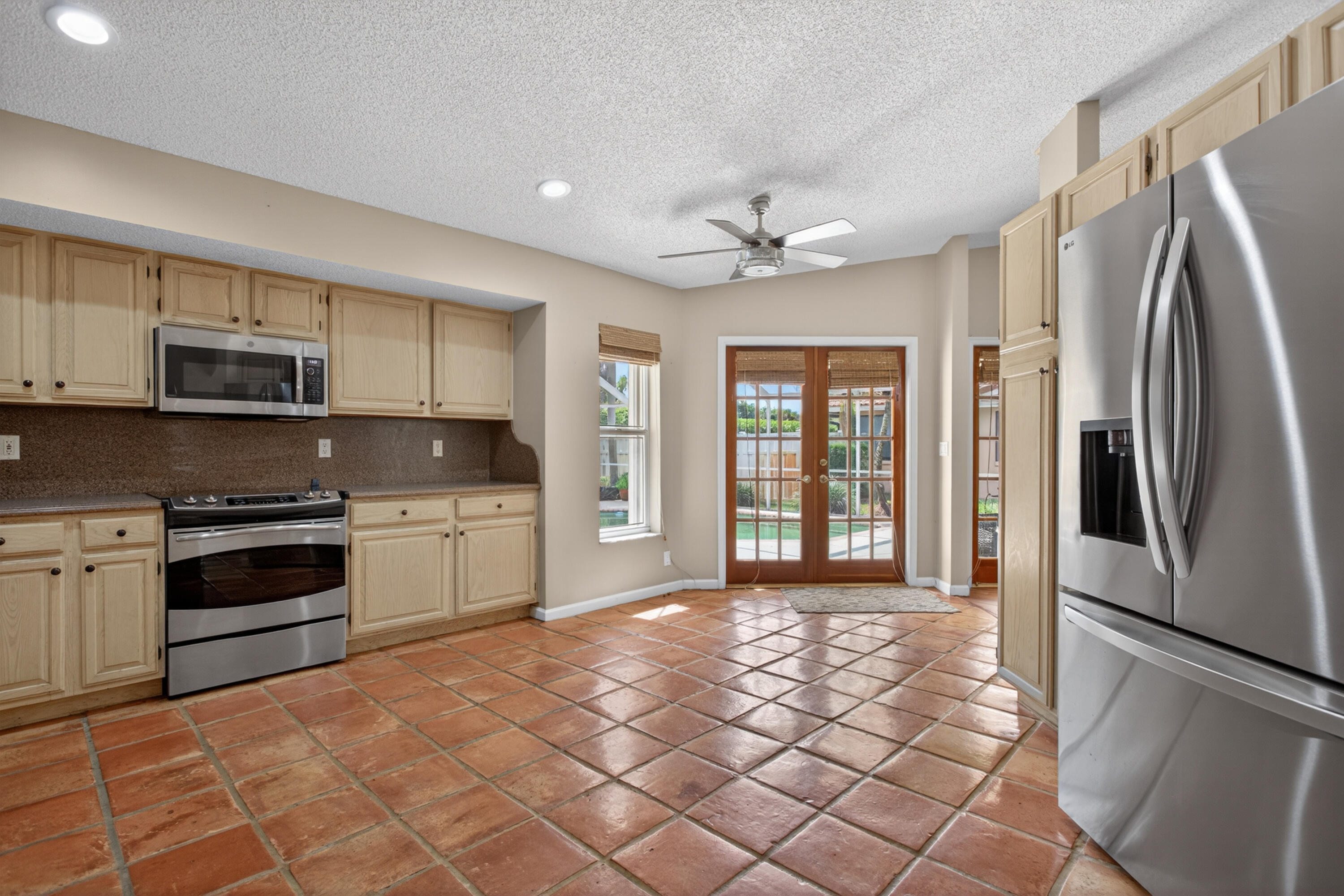 NORTH SPRINGS - Residential