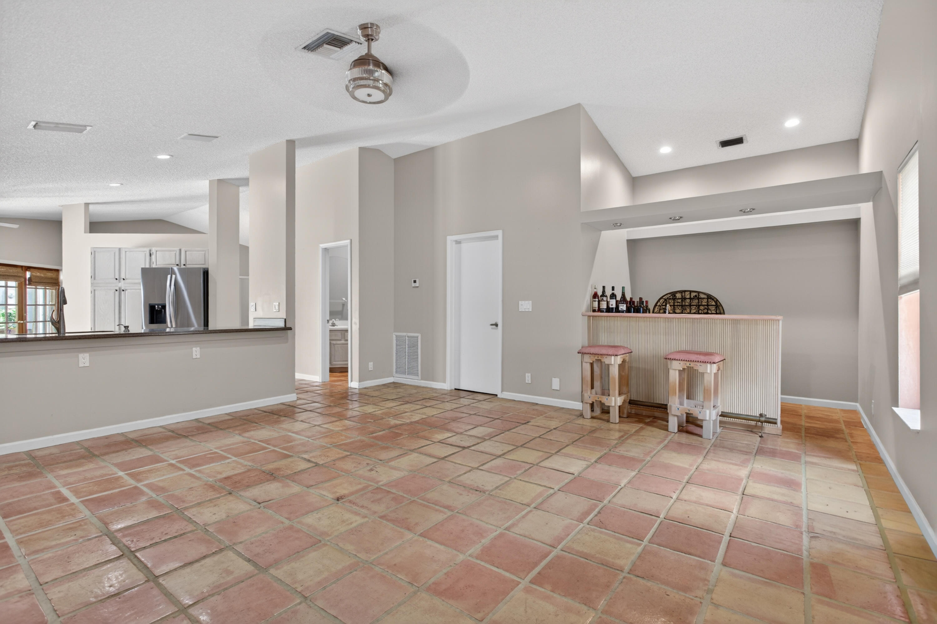 NORTH SPRINGS - Residential