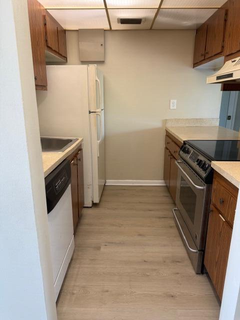 PRESIDENTIAL GOLFVIEW CONDO - Residential