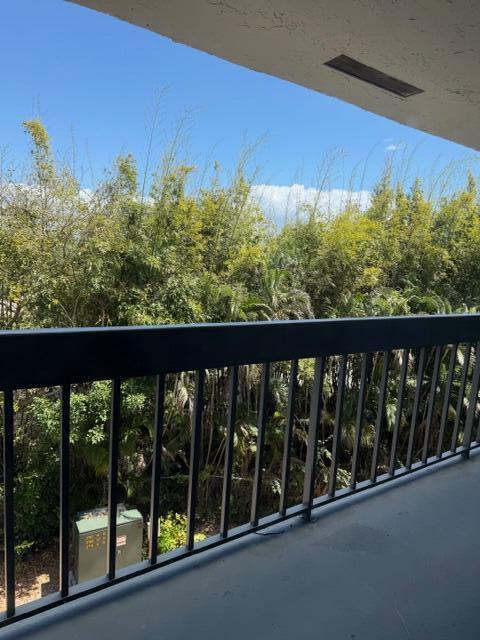 PRESIDENTIAL GOLFVIEW CONDO - Residential