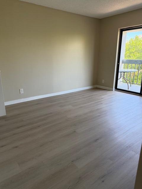 PRESIDENTIAL GOLFVIEW CONDO - Residential