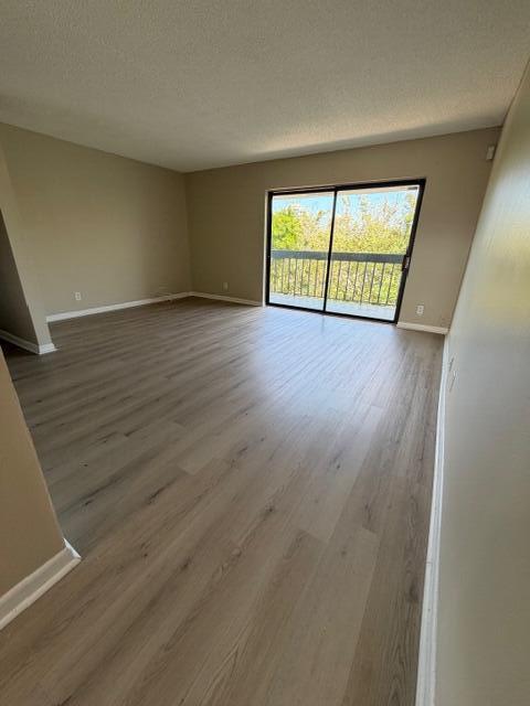 PRESIDENTIAL GOLFVIEW CONDO - Residential