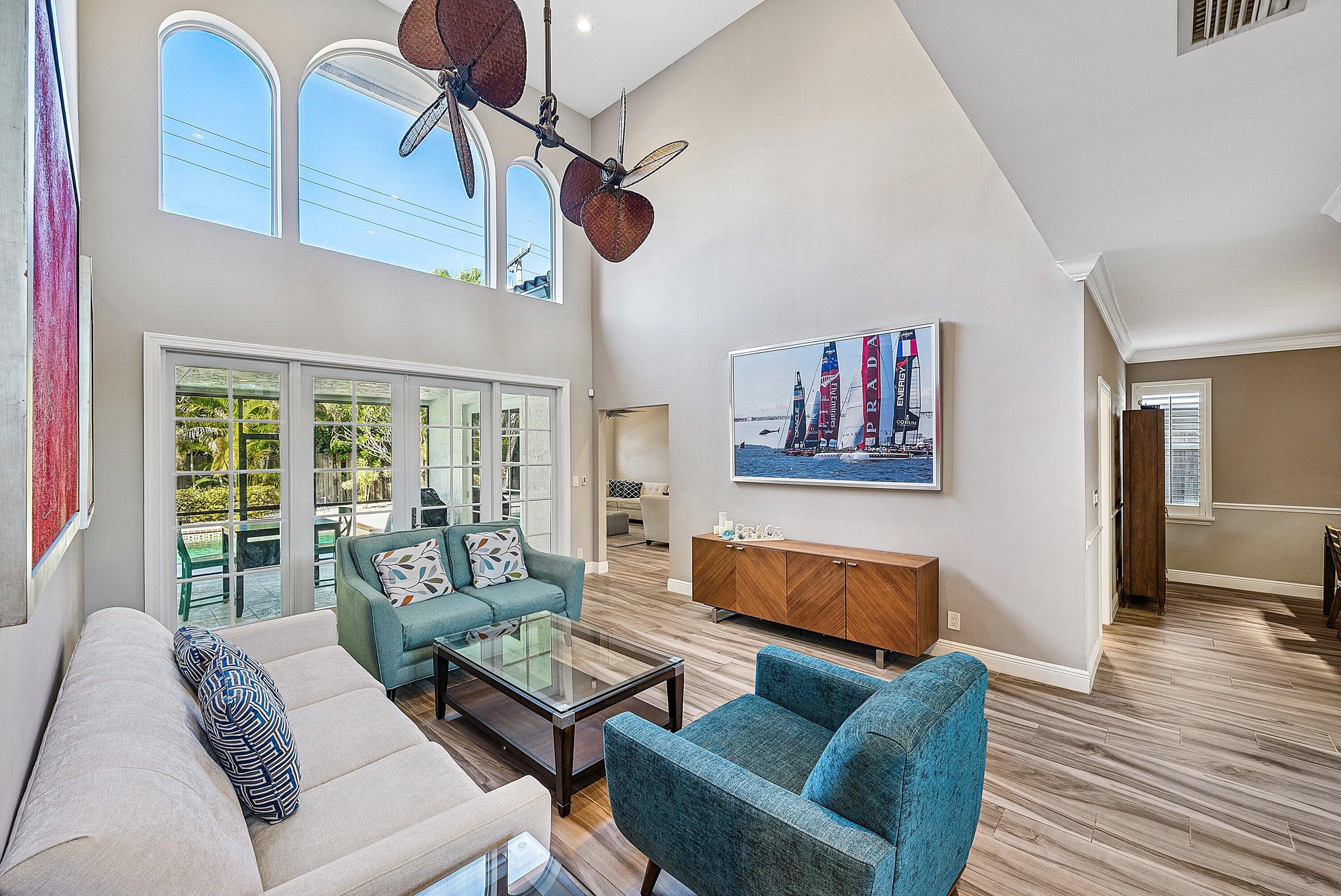 PALM BEACH FARMS CO 10 - Residential