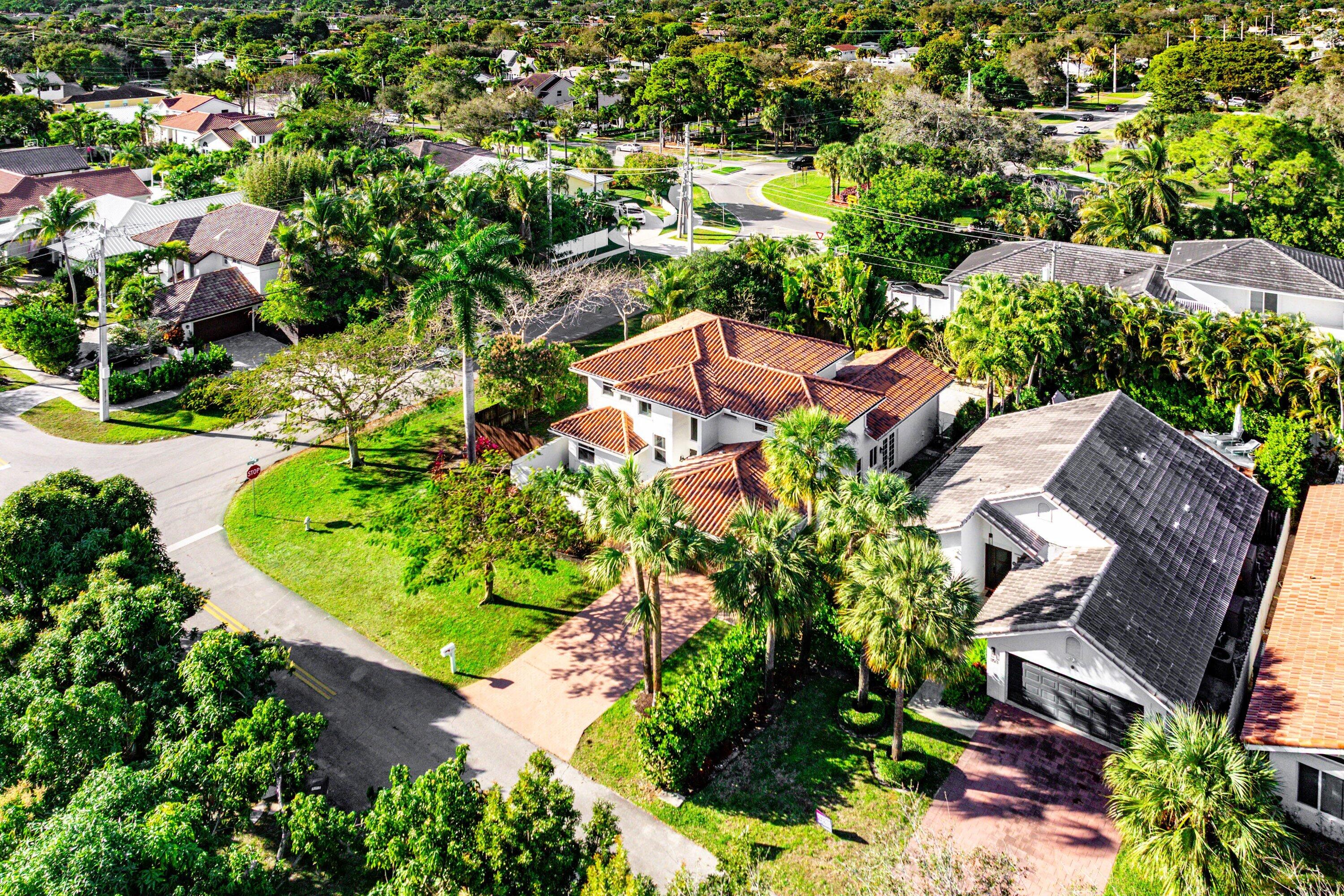 PALM BEACH FARMS CO 10 - Residential