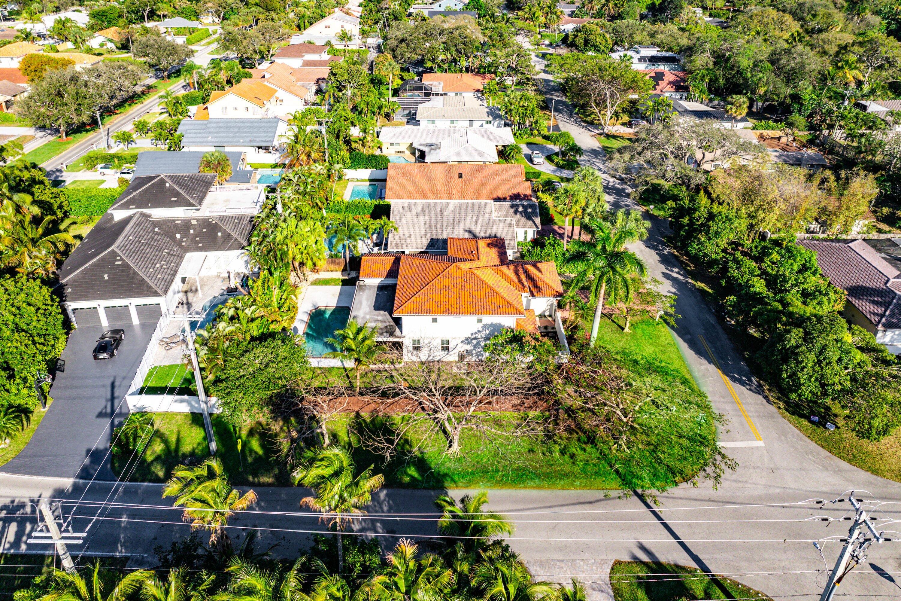 PALM BEACH FARMS CO 10 - Residential
