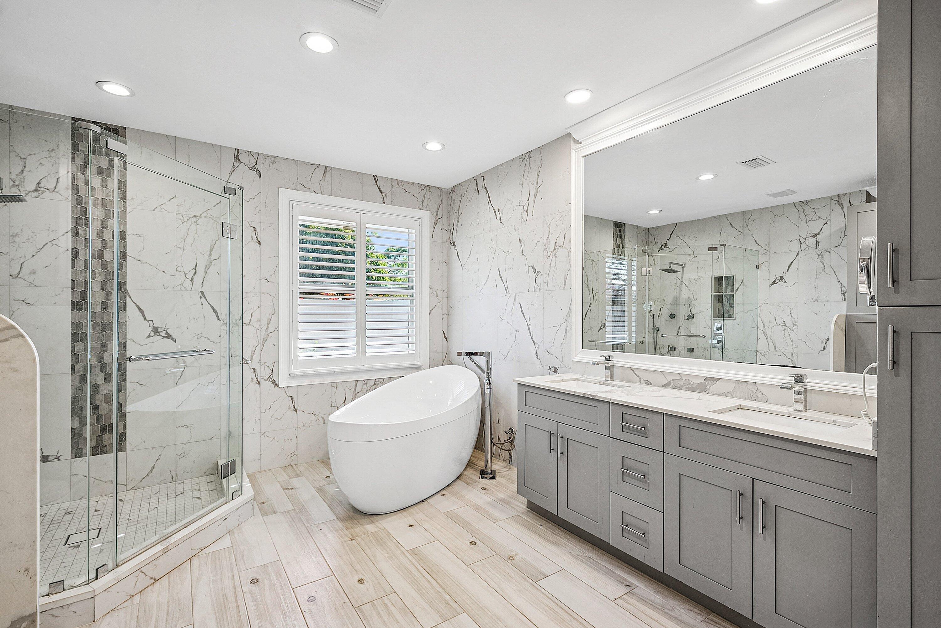 PALM BEACH FARMS CO 10 - Residential