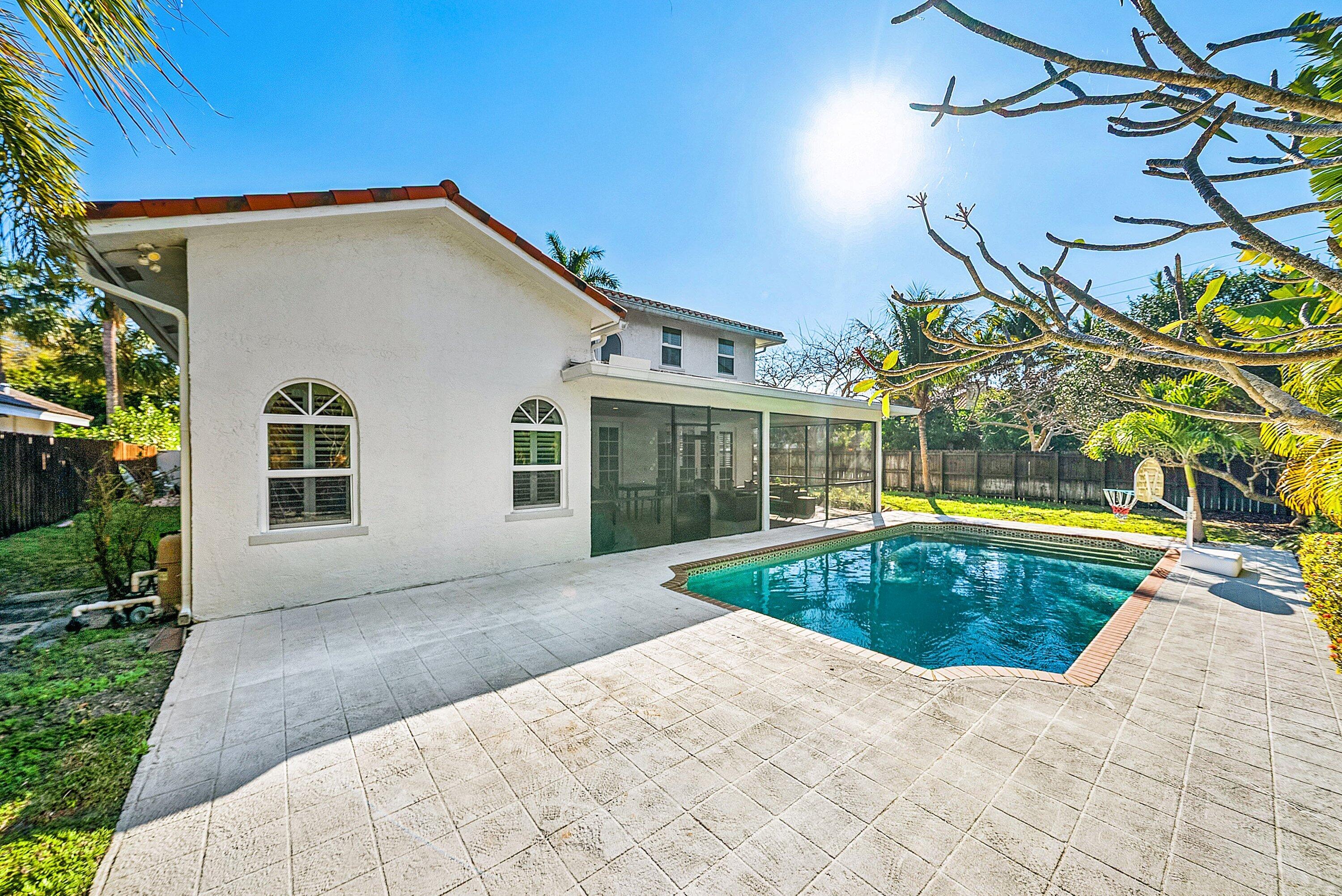 PALM BEACH FARMS CO 10 - Residential