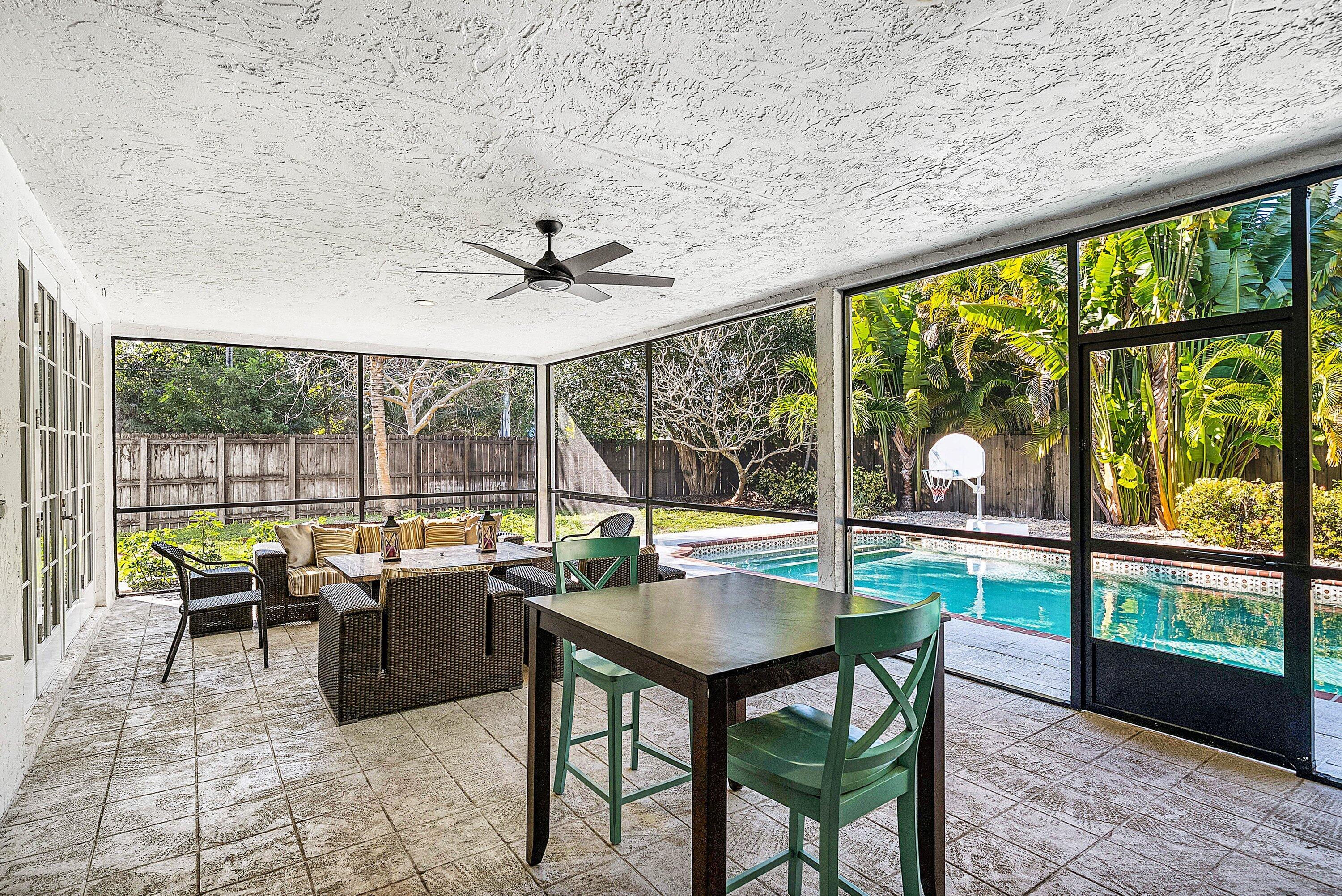 PALM BEACH FARMS CO 10 - Residential