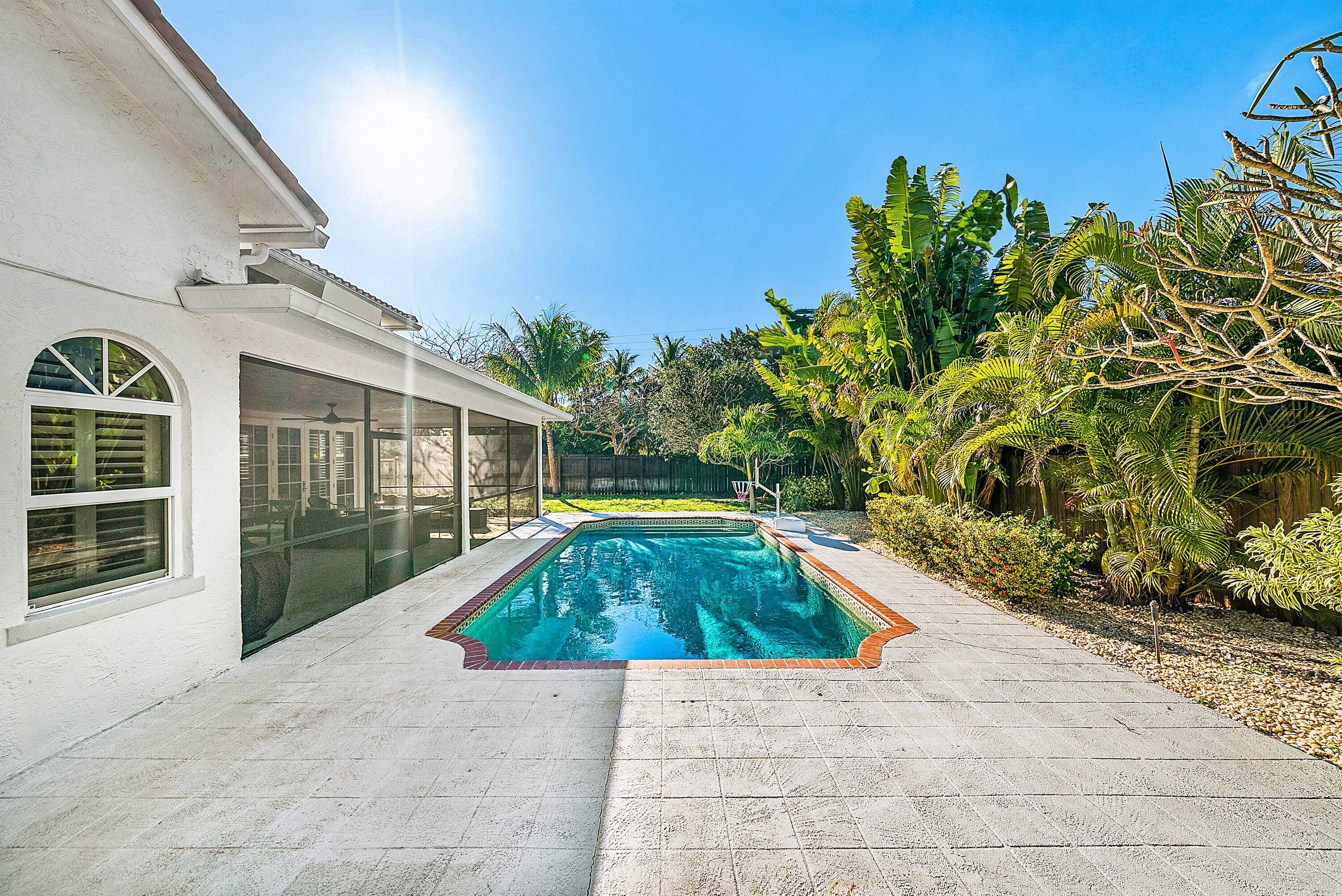 PALM BEACH FARMS CO 10 - Residential