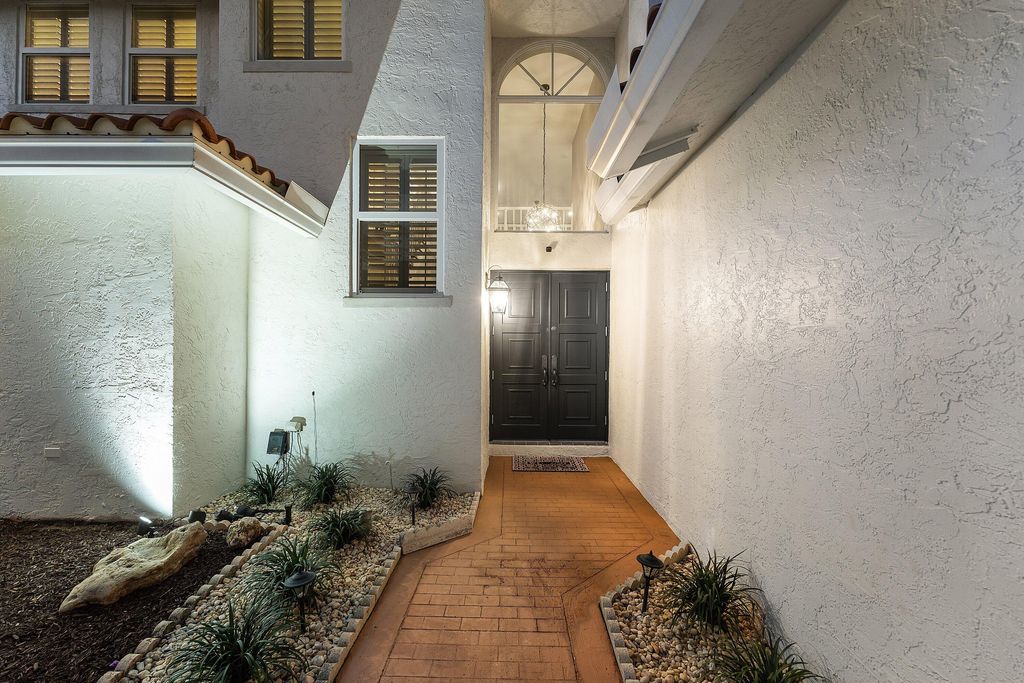 Photo of 1199 SW 19th Street, Boca Raton, FL 33486 (MLS # R11167941)