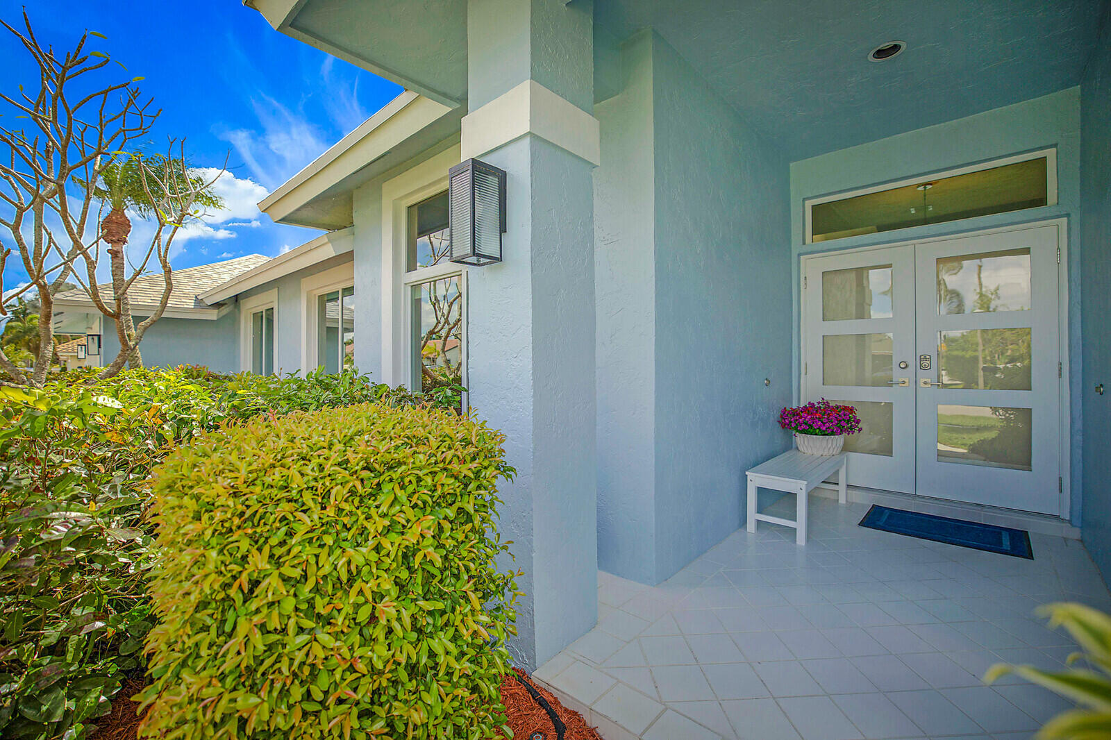 1583 Farmington Avenue