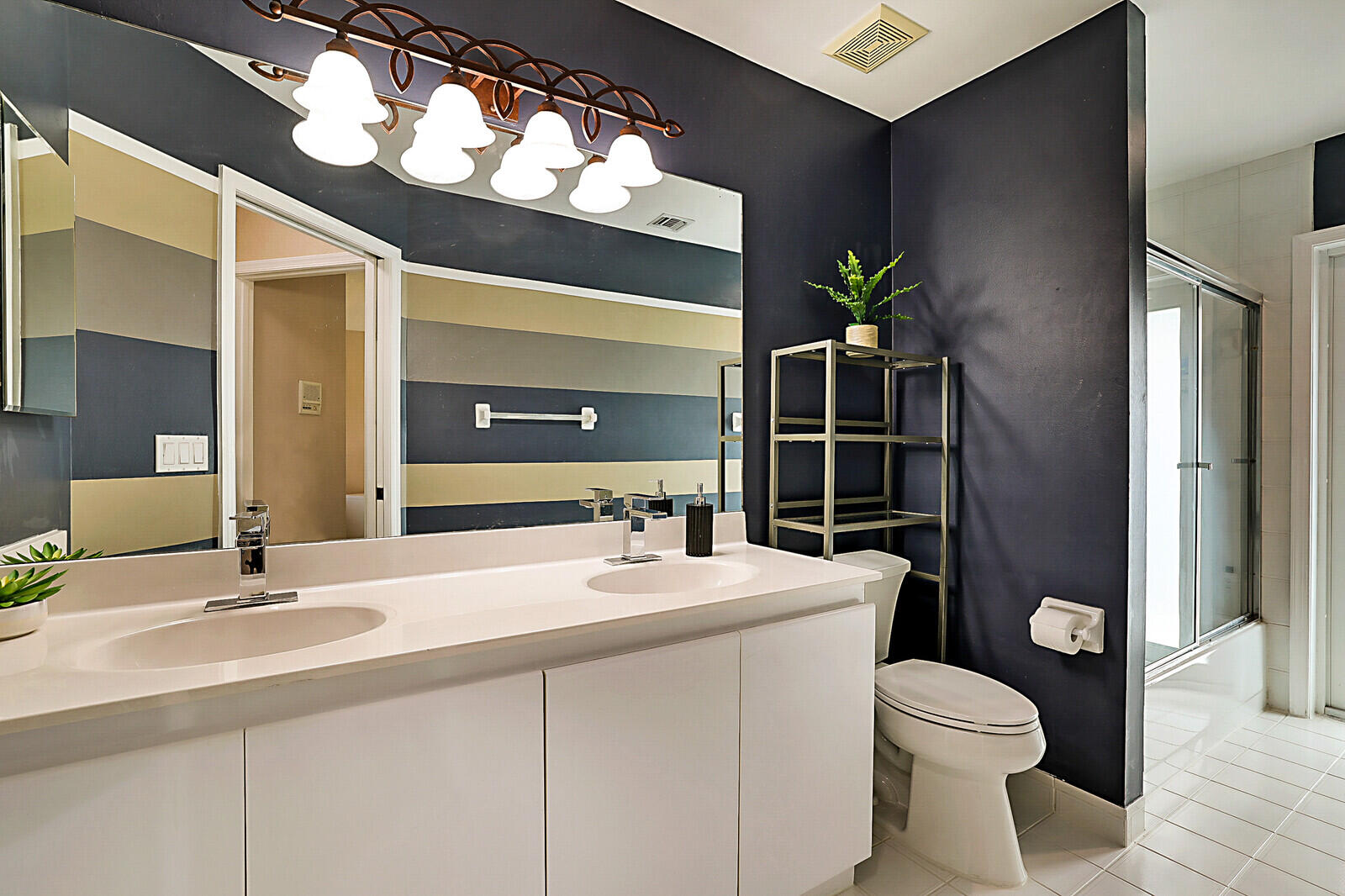 GREENVIEW SHORES 2 OF WELLINGTON - Residential