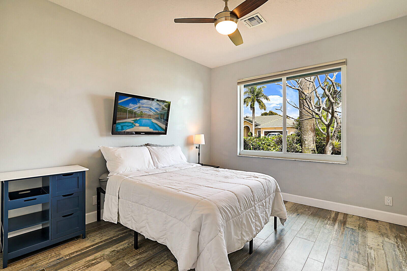 GREENVIEW SHORES 2 OF WELLINGTON - Residential