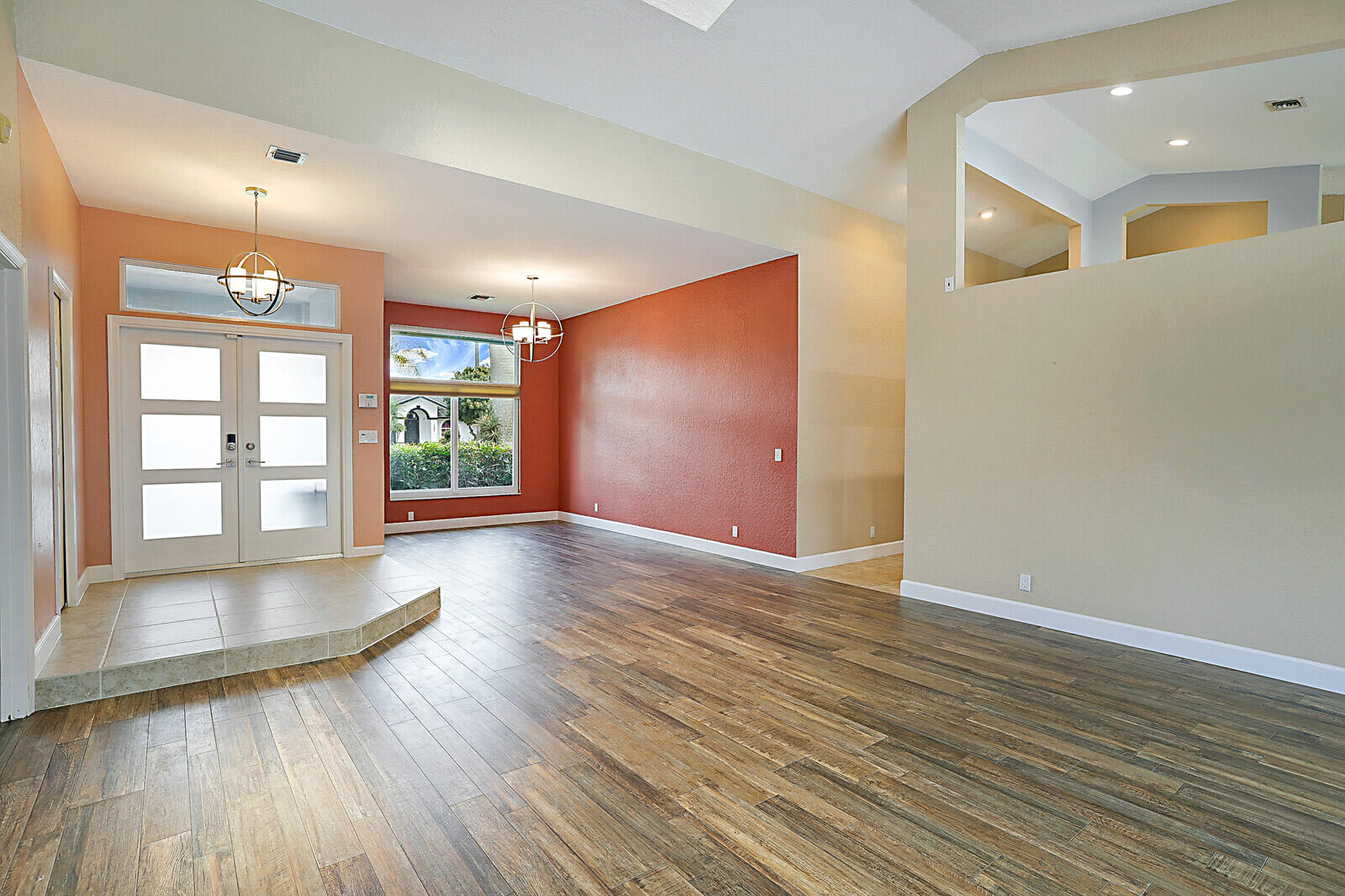 GREENVIEW SHORES 2 OF WELLINGTON - Residential