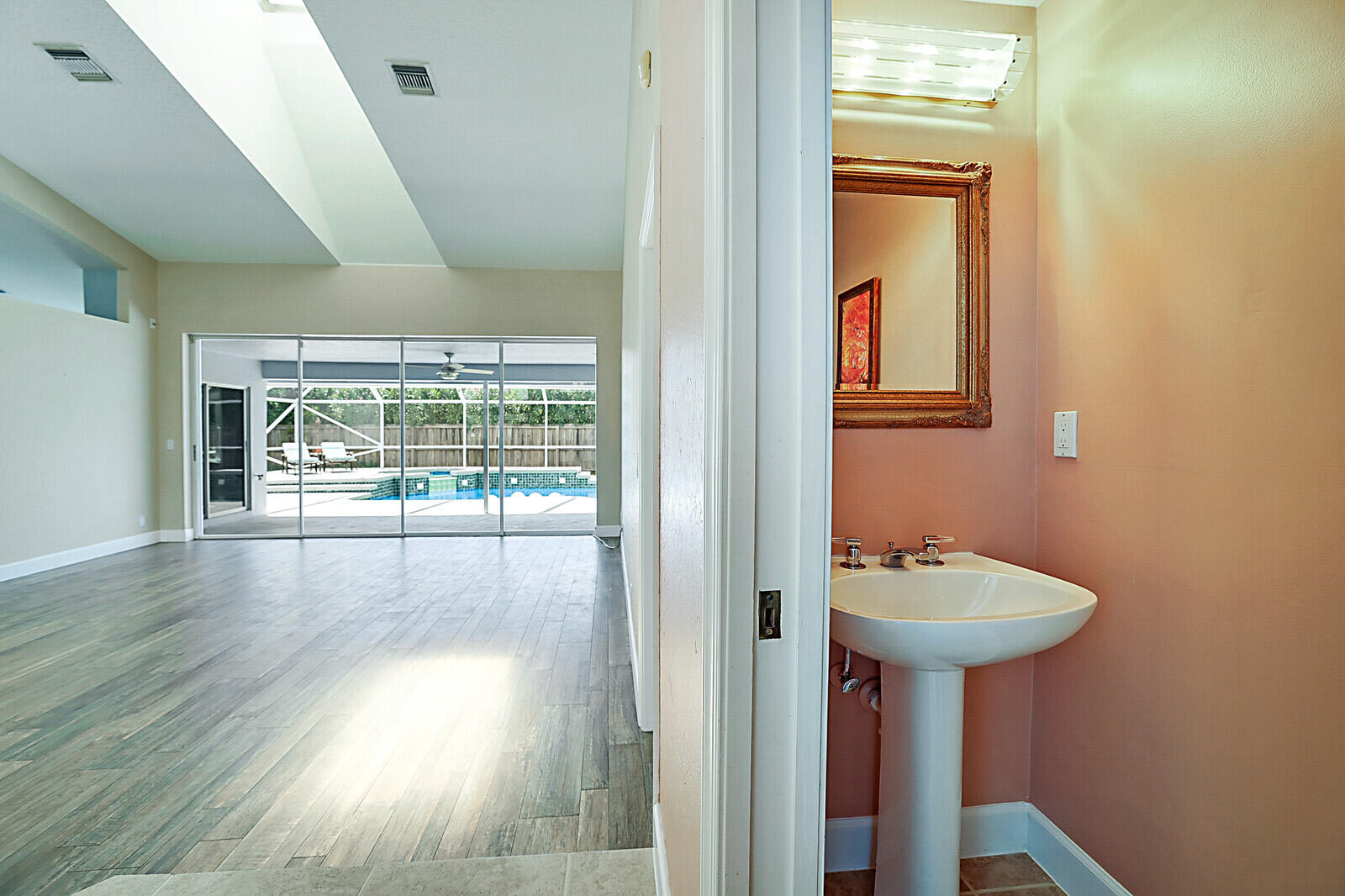 GREENVIEW SHORES 2 OF WELLINGTON - Residential